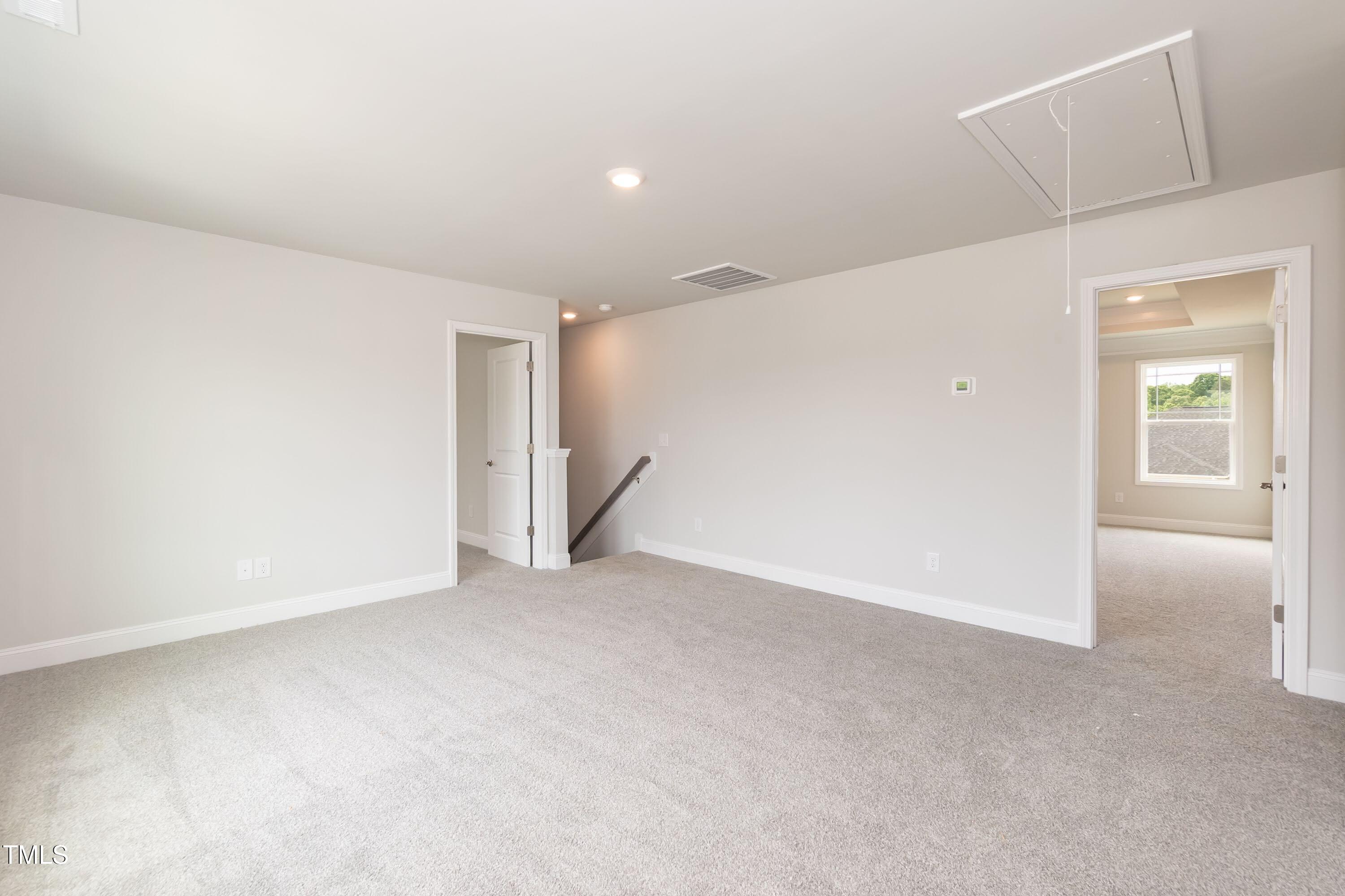 136 Newport Landing Property Photo 20
