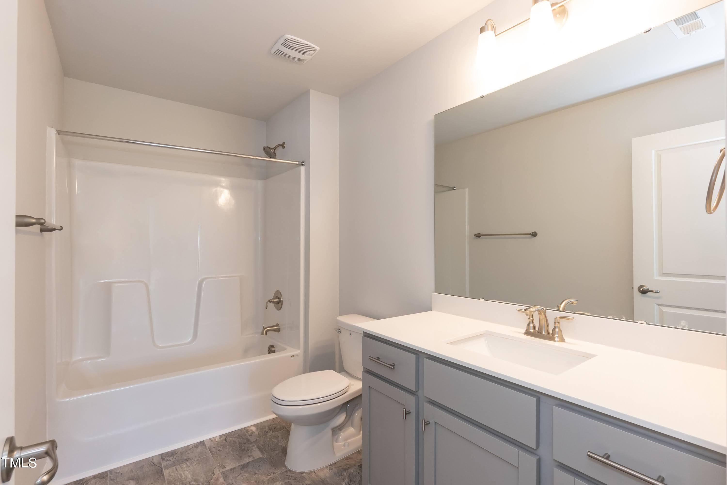 136 Newport Landing Property Photo 29