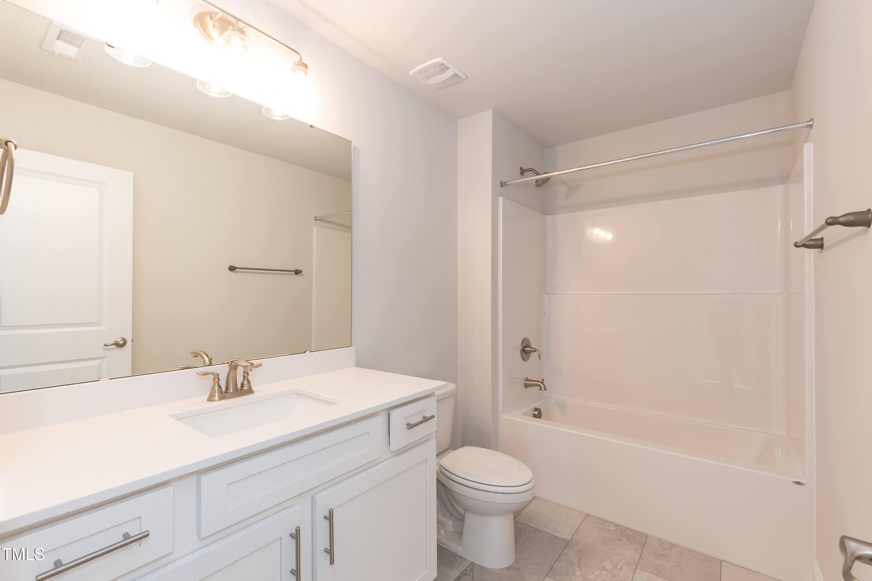 136 Newport Landing Property Photo 30