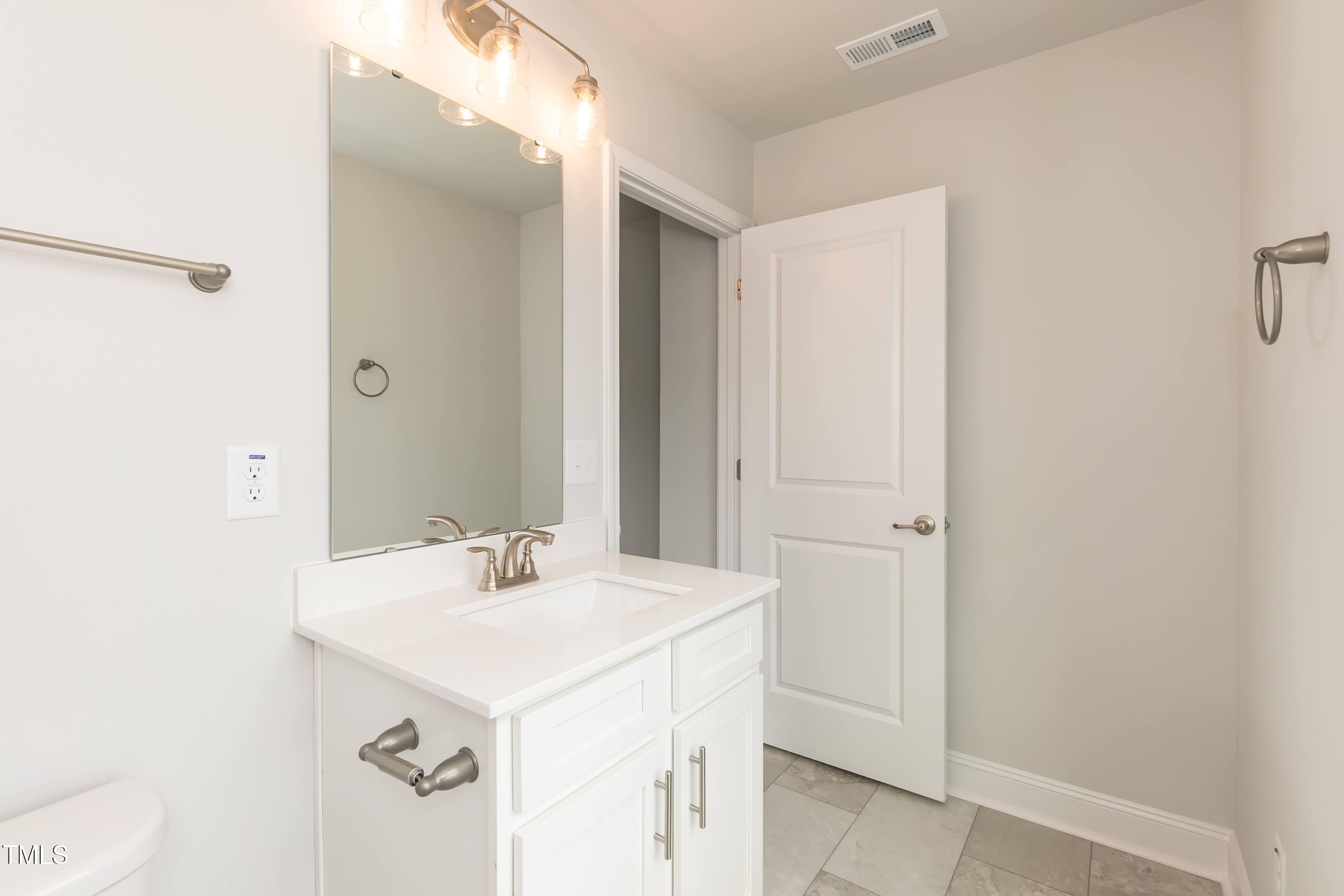 136 Newport Landing Property Photo 32