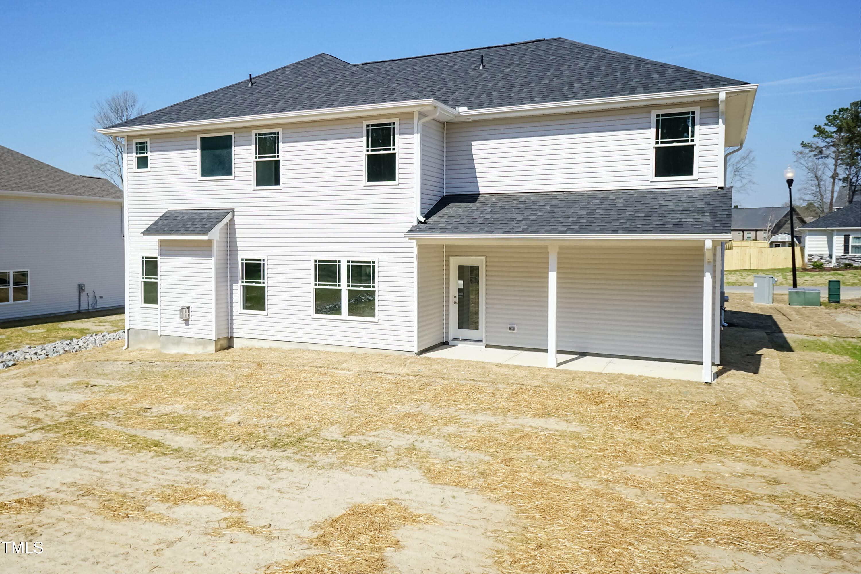 136 Newport Landing Property Photo 33