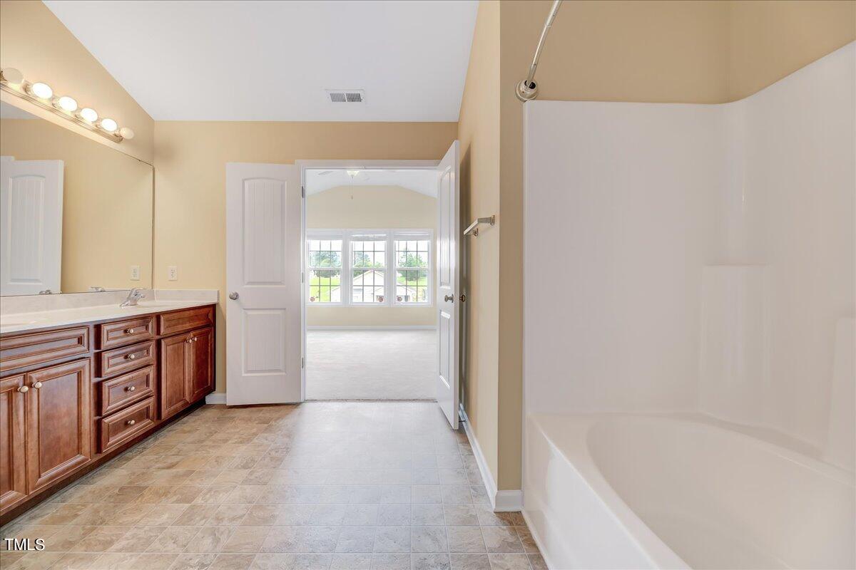 2407 King Malcolm Lane Property Photo 23