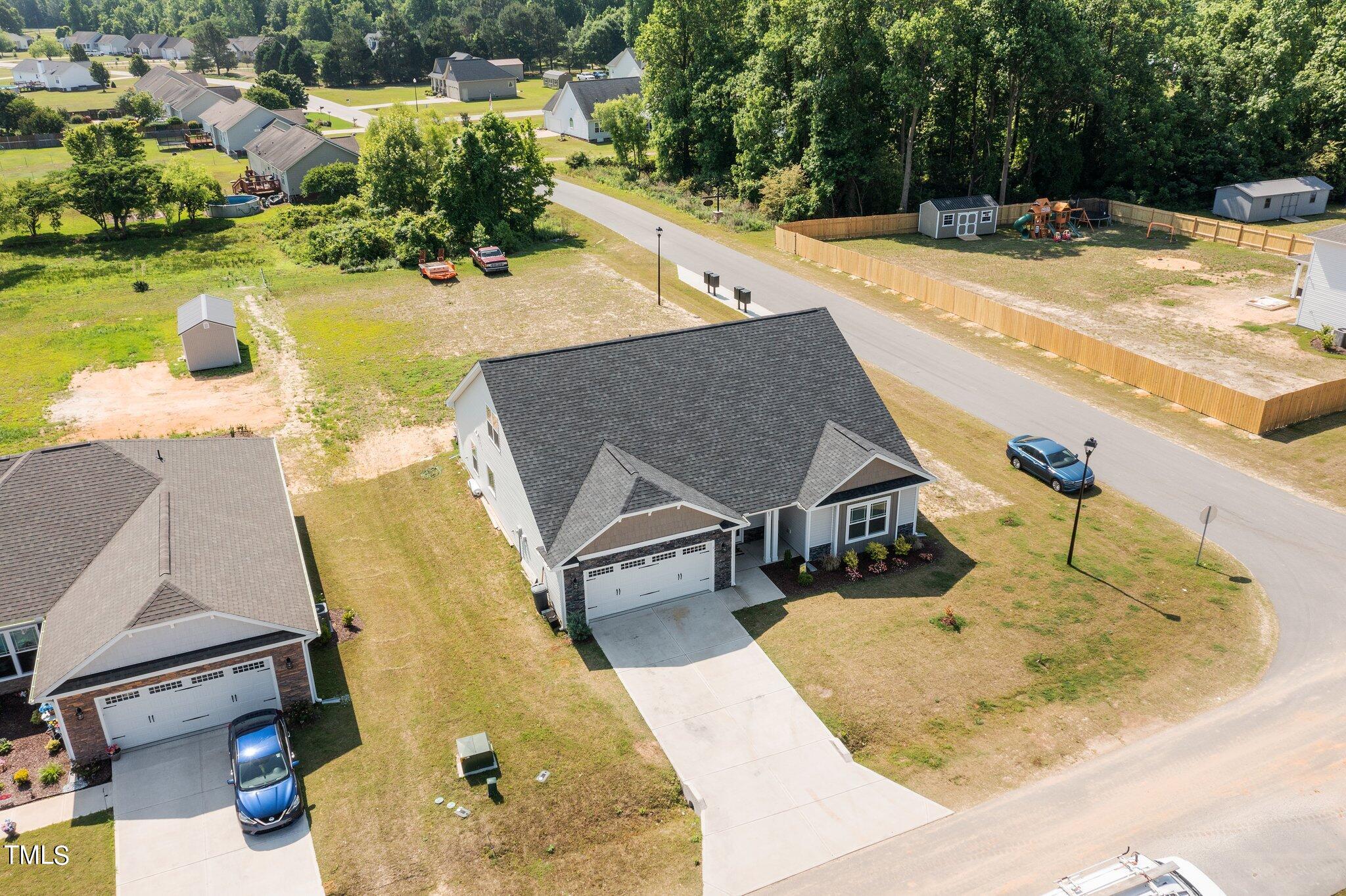87 S Cousins Court Property Photo 36