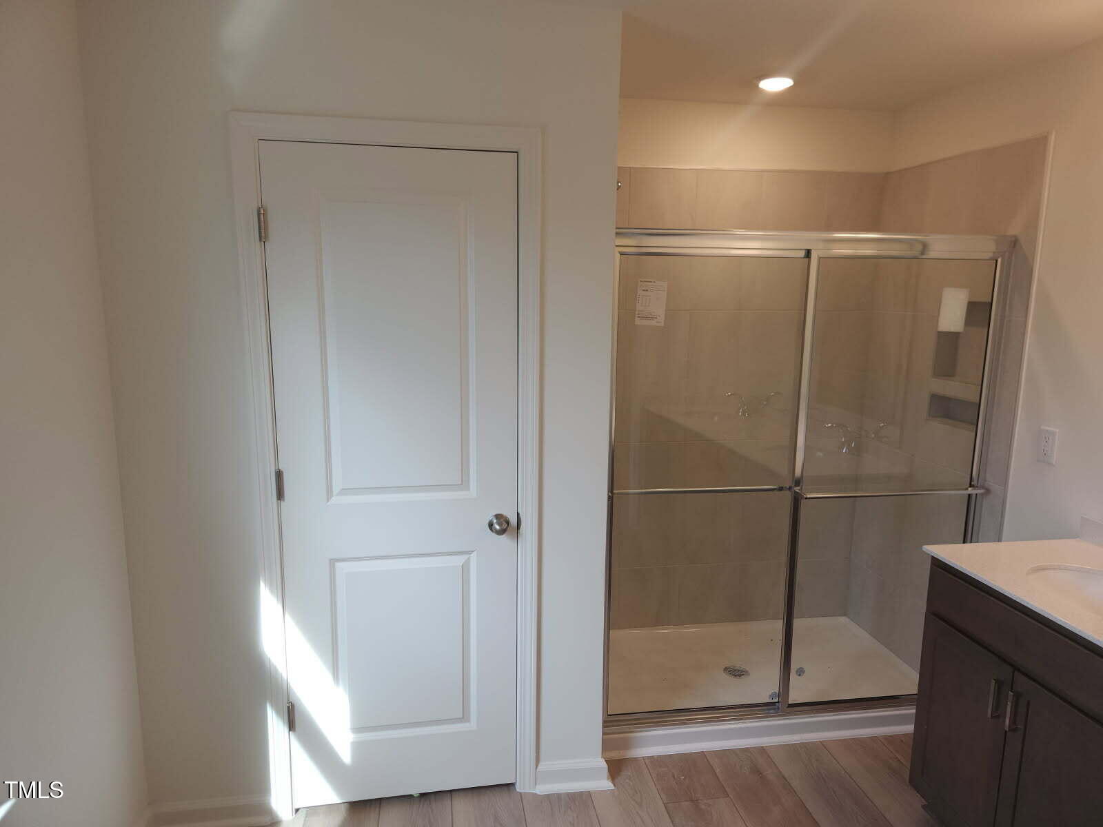 39 Longdale Drive Property Photo 11