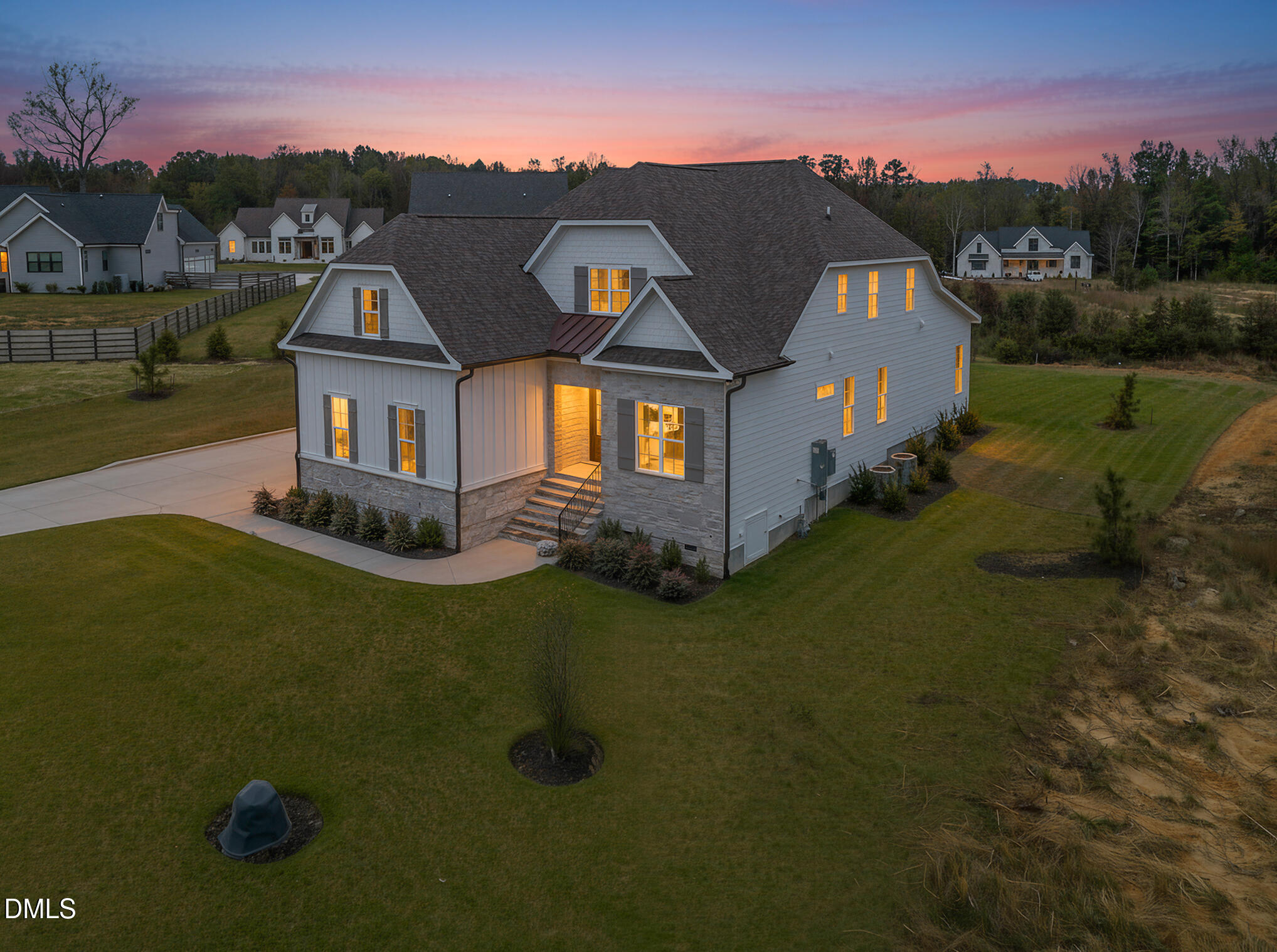 55 Harvest View Way Property Photo 2