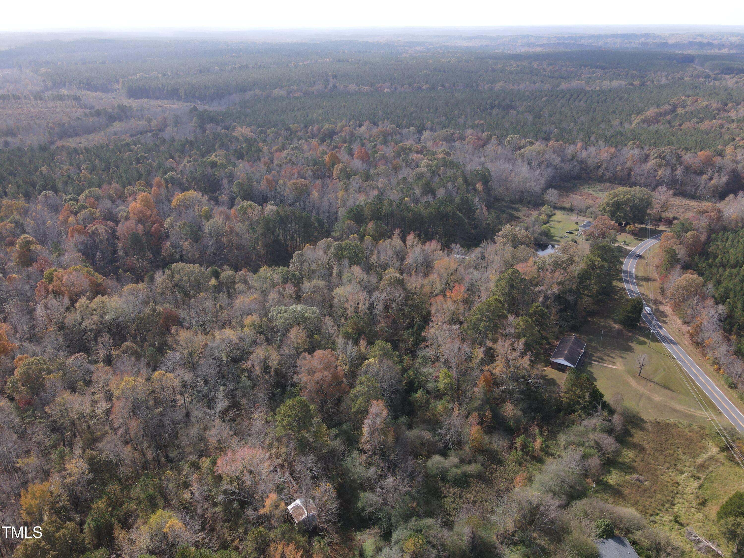 000 Big Woods Rd. Property Photo 5
