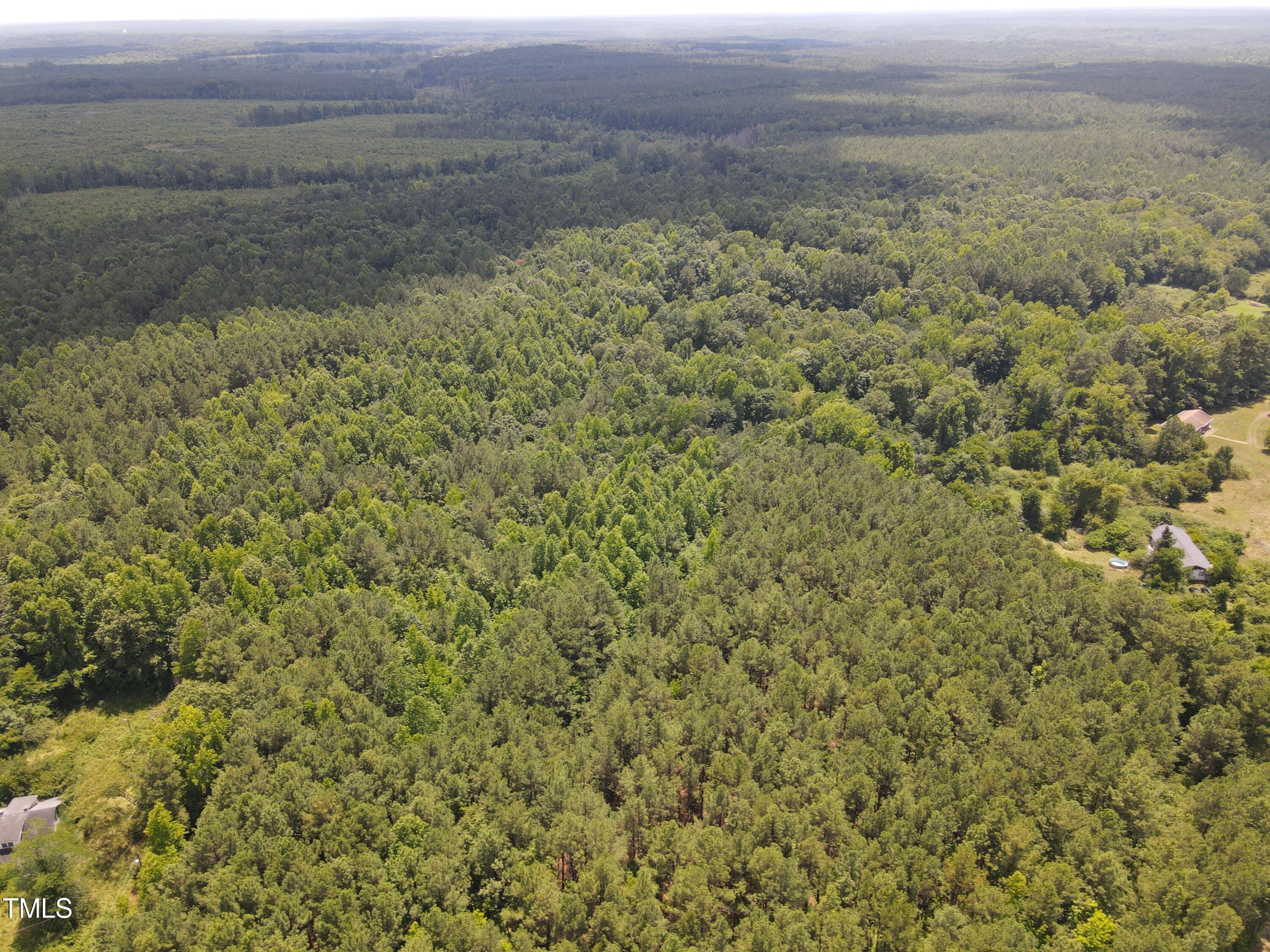 000 Big Woods Rd. Property Photo 12