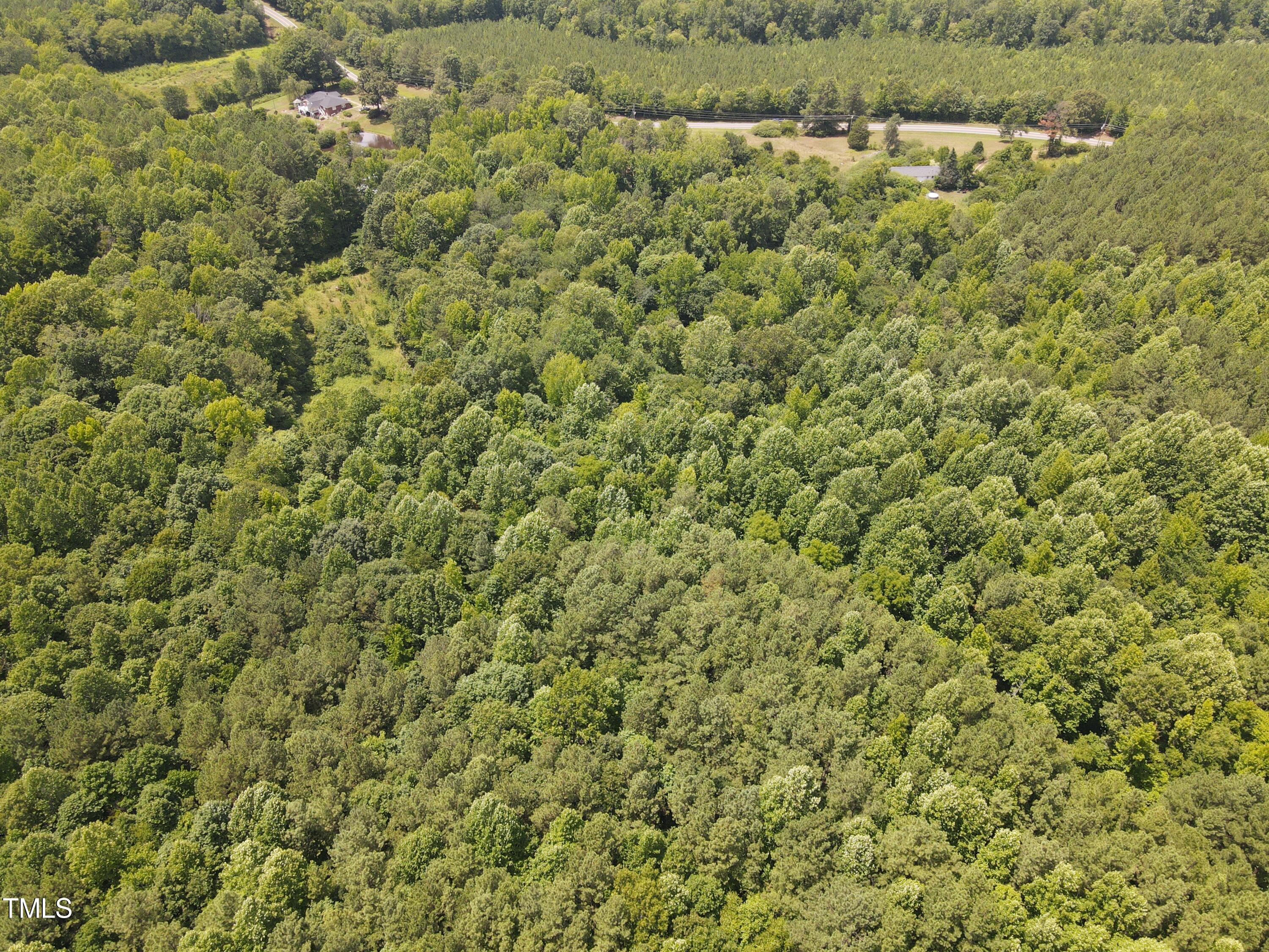 000 Big Woods Rd. Property Photo 14