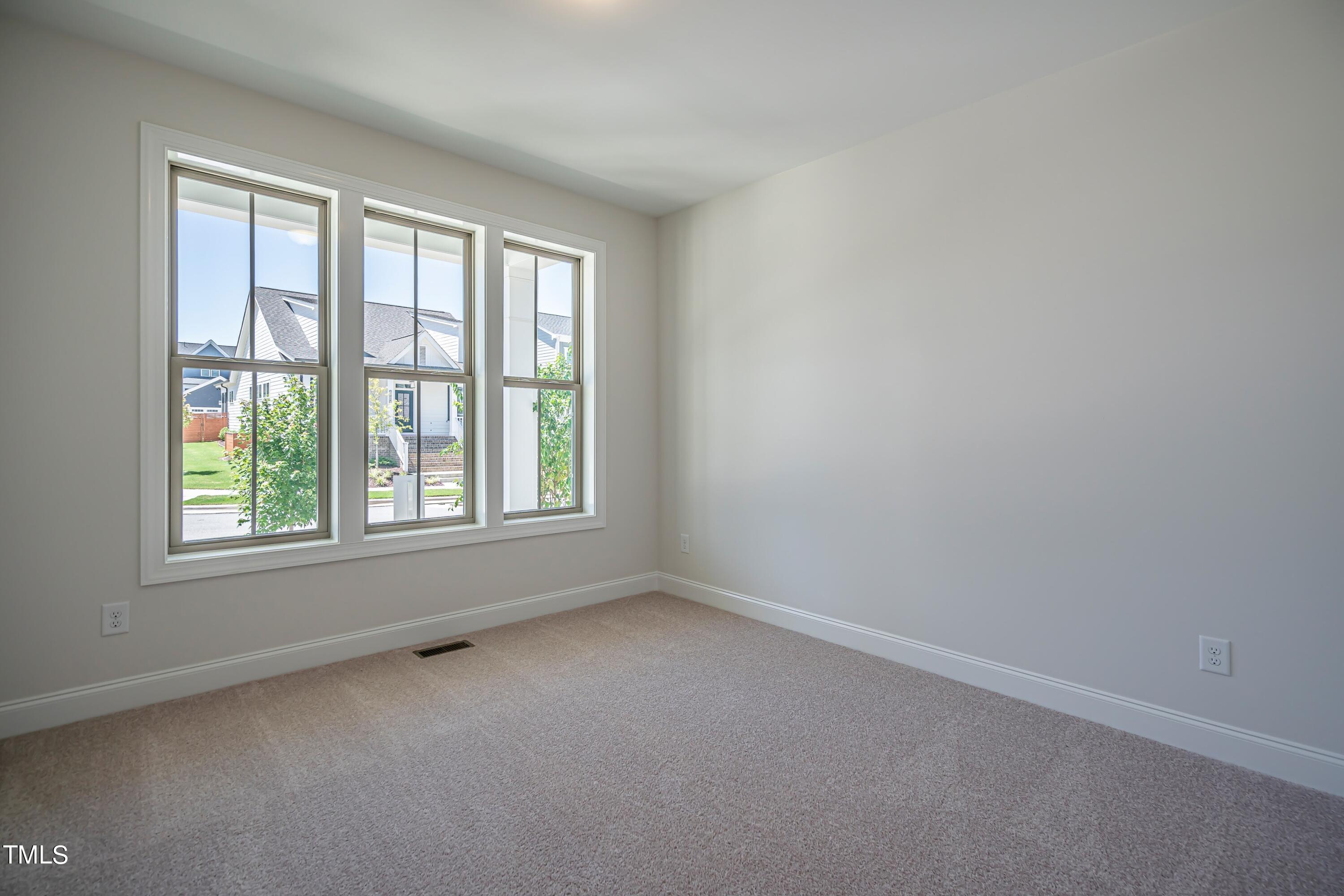 1687 Terry Road Property Photo 5