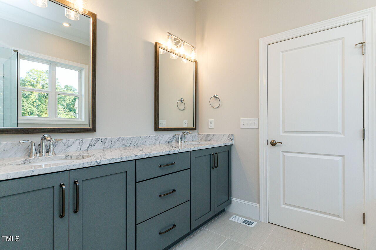 6052 Scalybark Property Photo 20