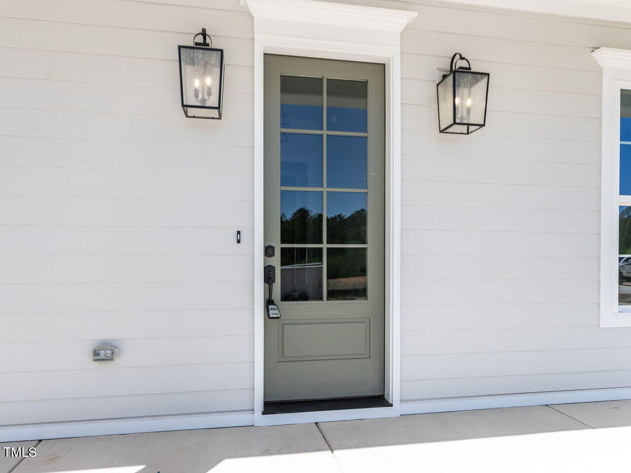 6052 Scalybark Road Property Photo 4
