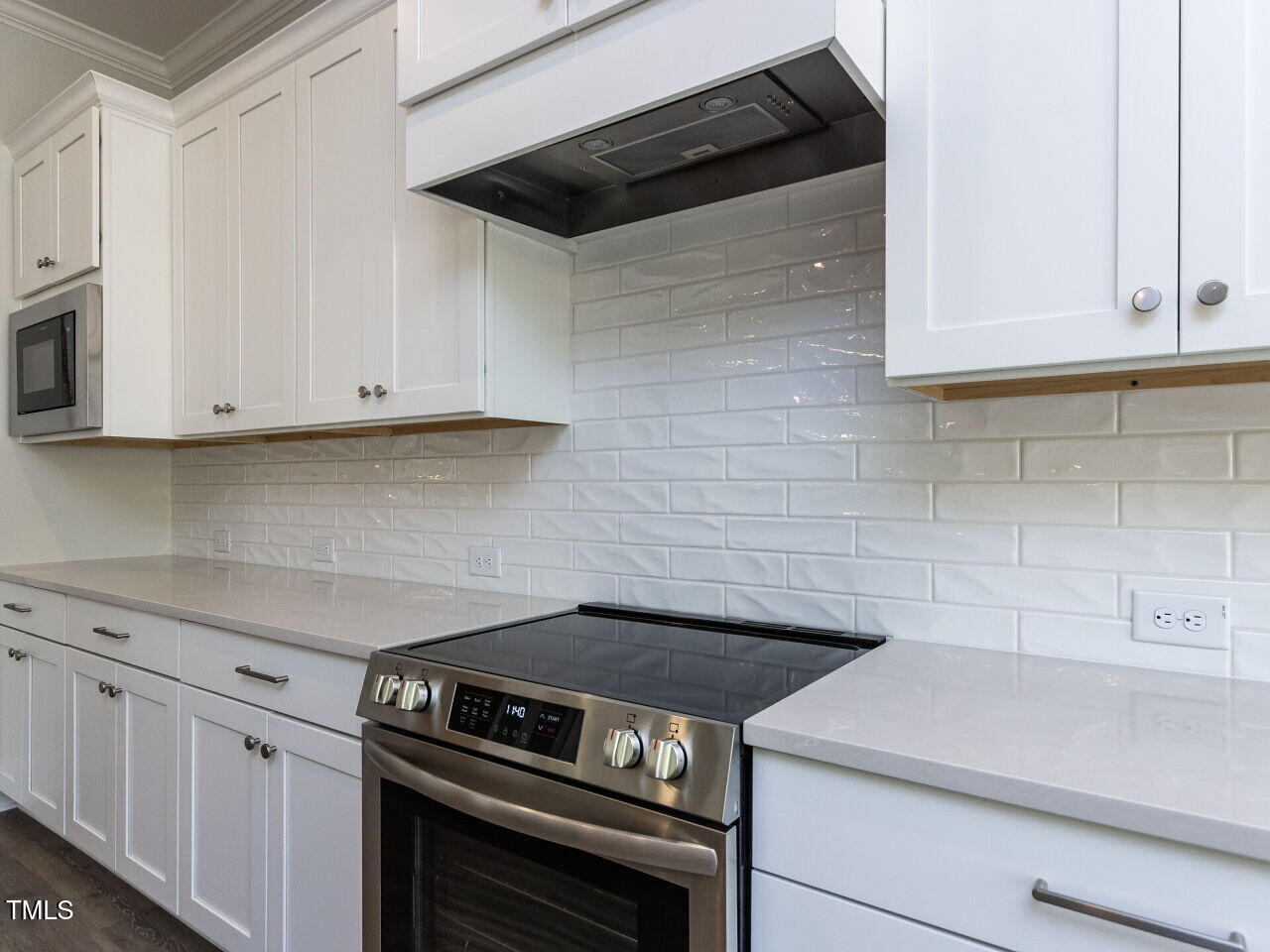 6052 Scalybark Road Property Photo 14