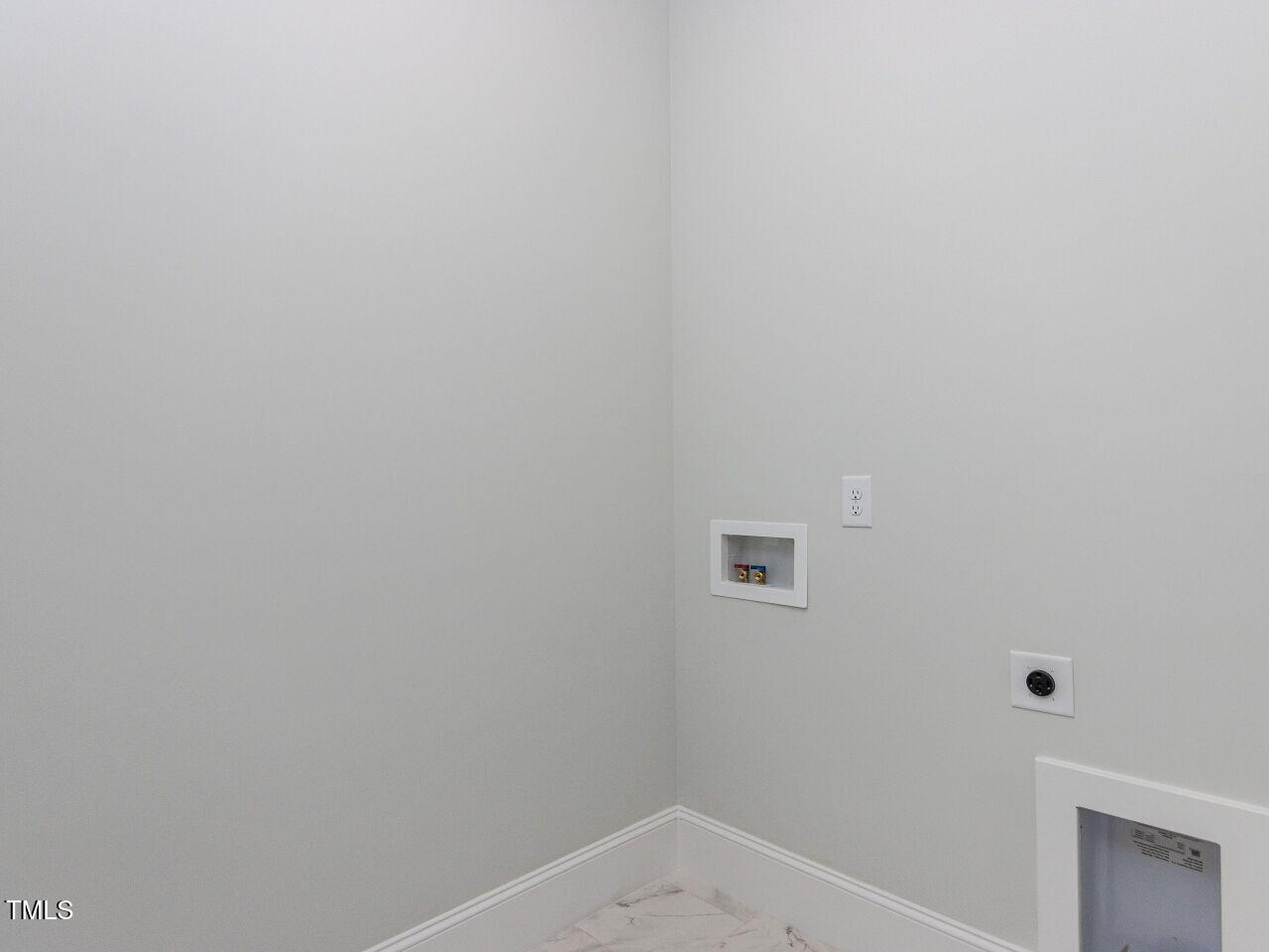 6052 Scalybark Road Property Photo 23