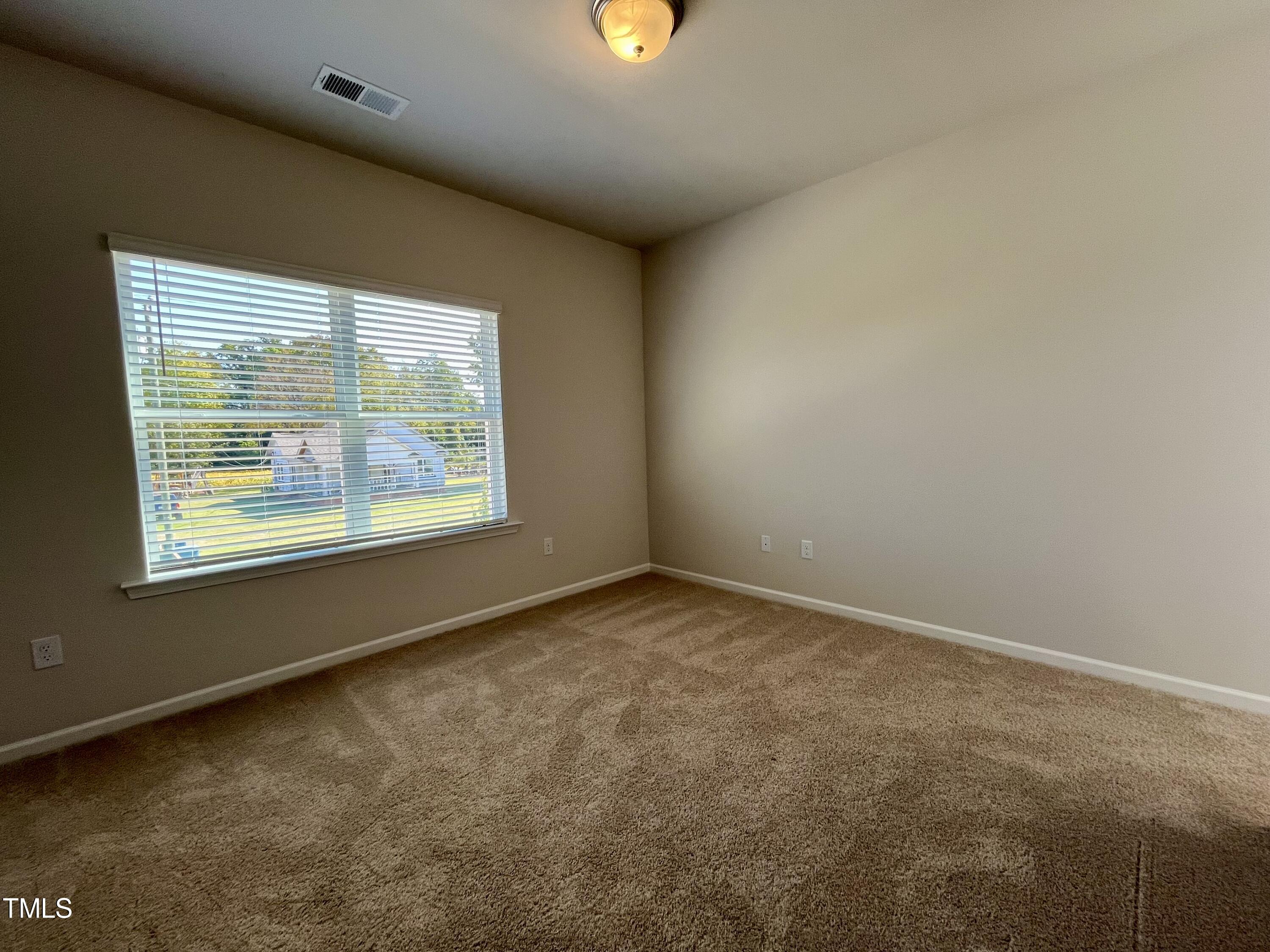 264 Bruce Drive Property Photo 14