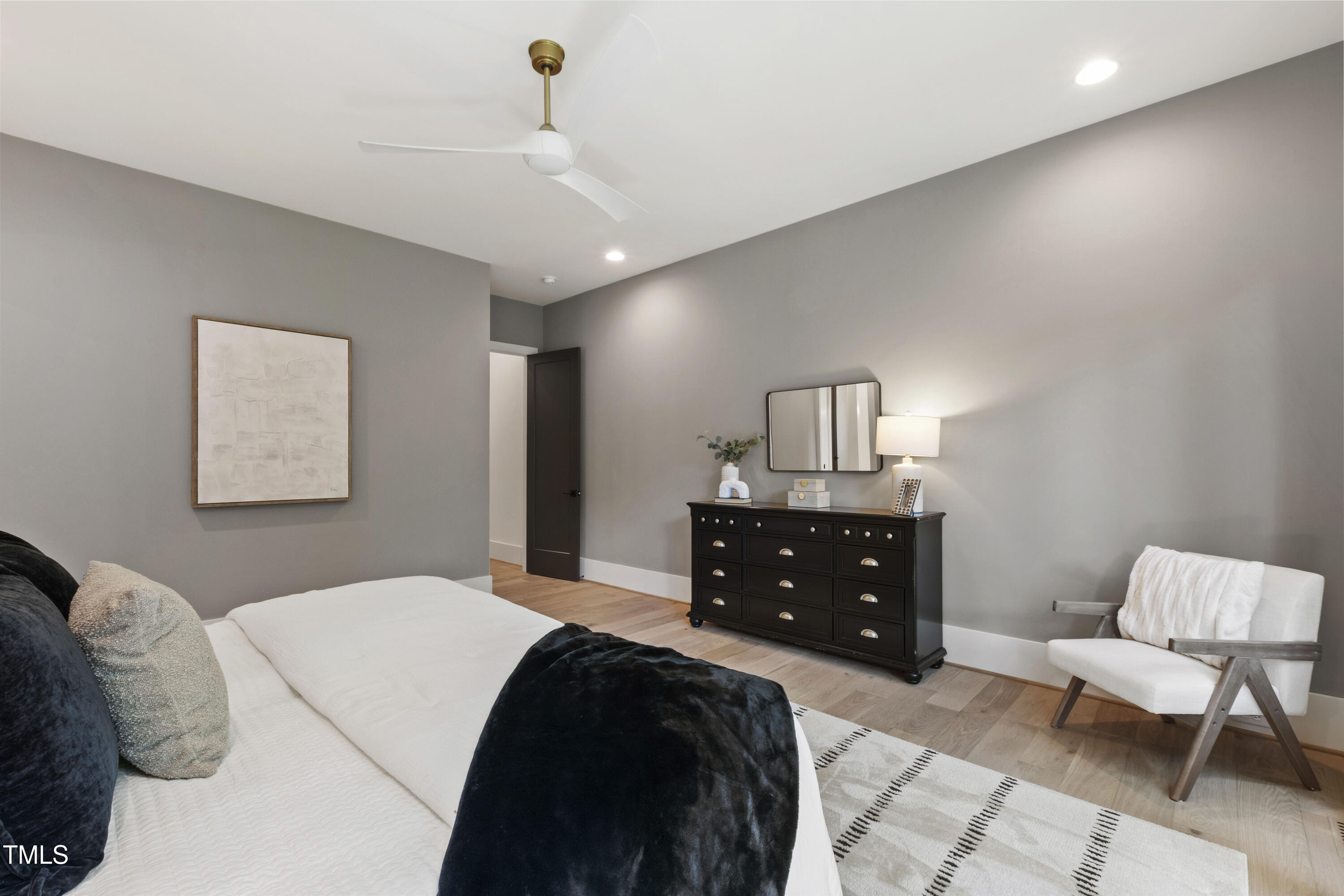 5208 Knollwood Road Property Photo 16
