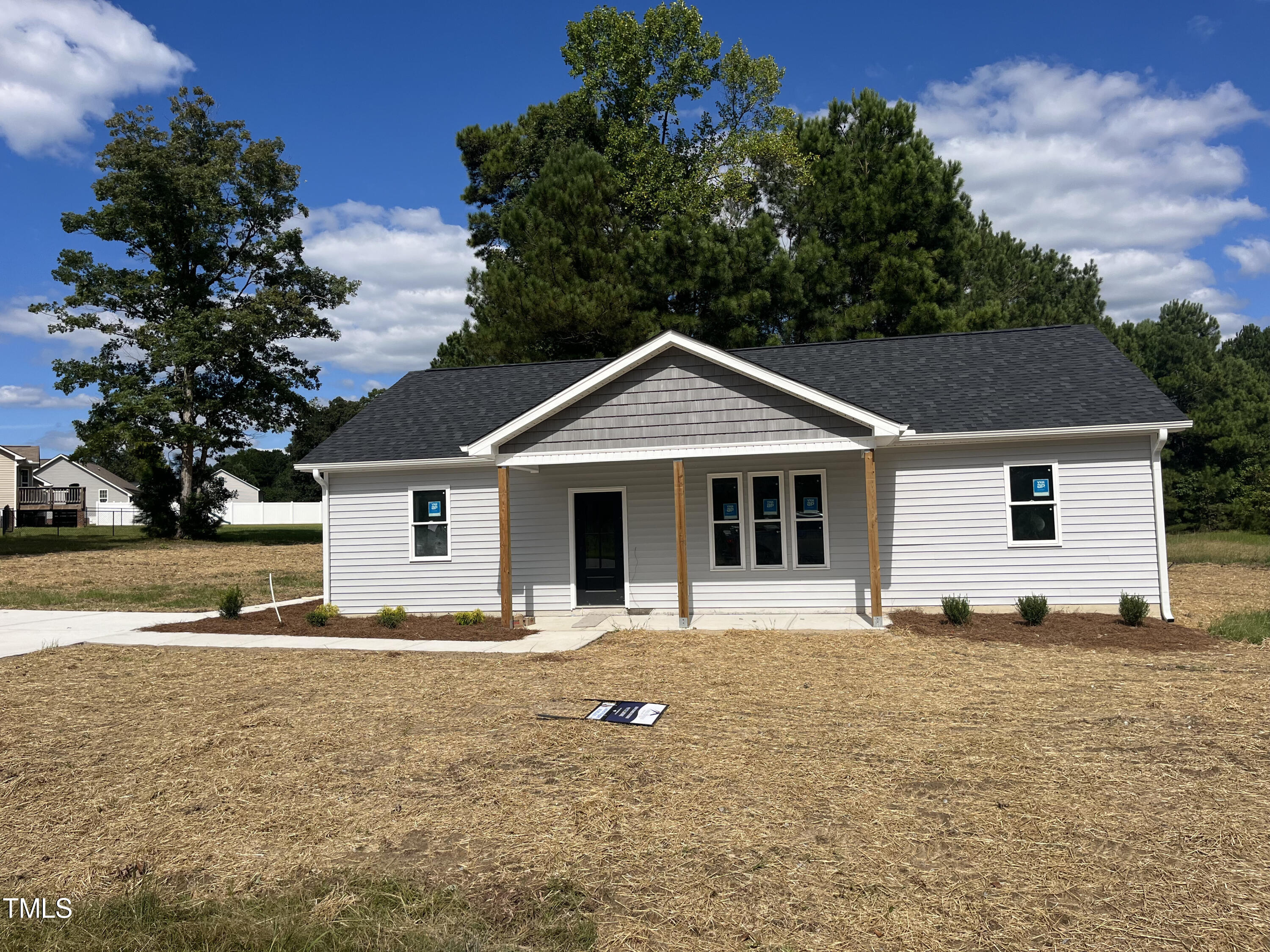 132 Ewing Drive Property Photo 1
