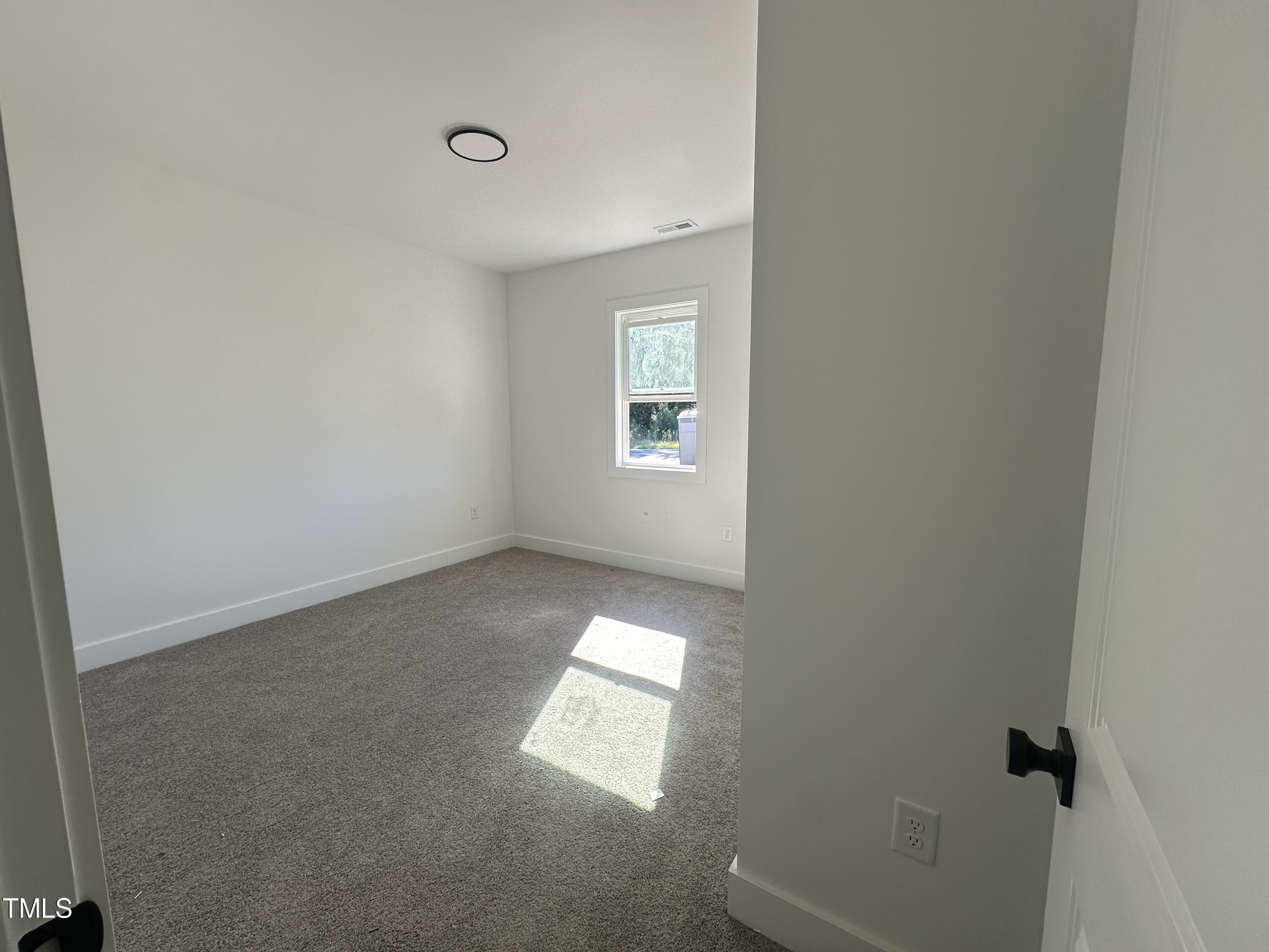 132 Ewing Drive Property Photo 9