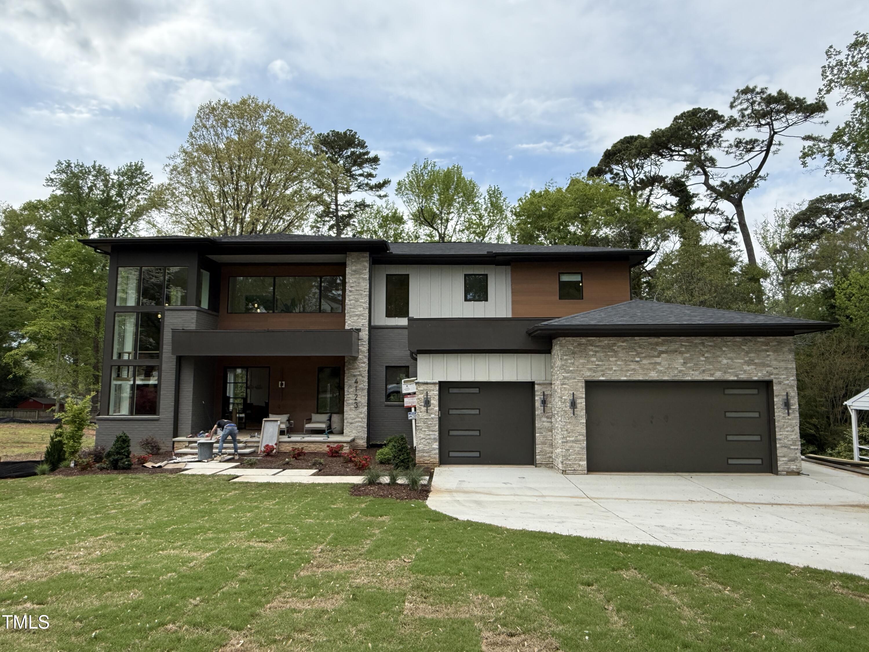 4123 Rockingham Drive Property Photo