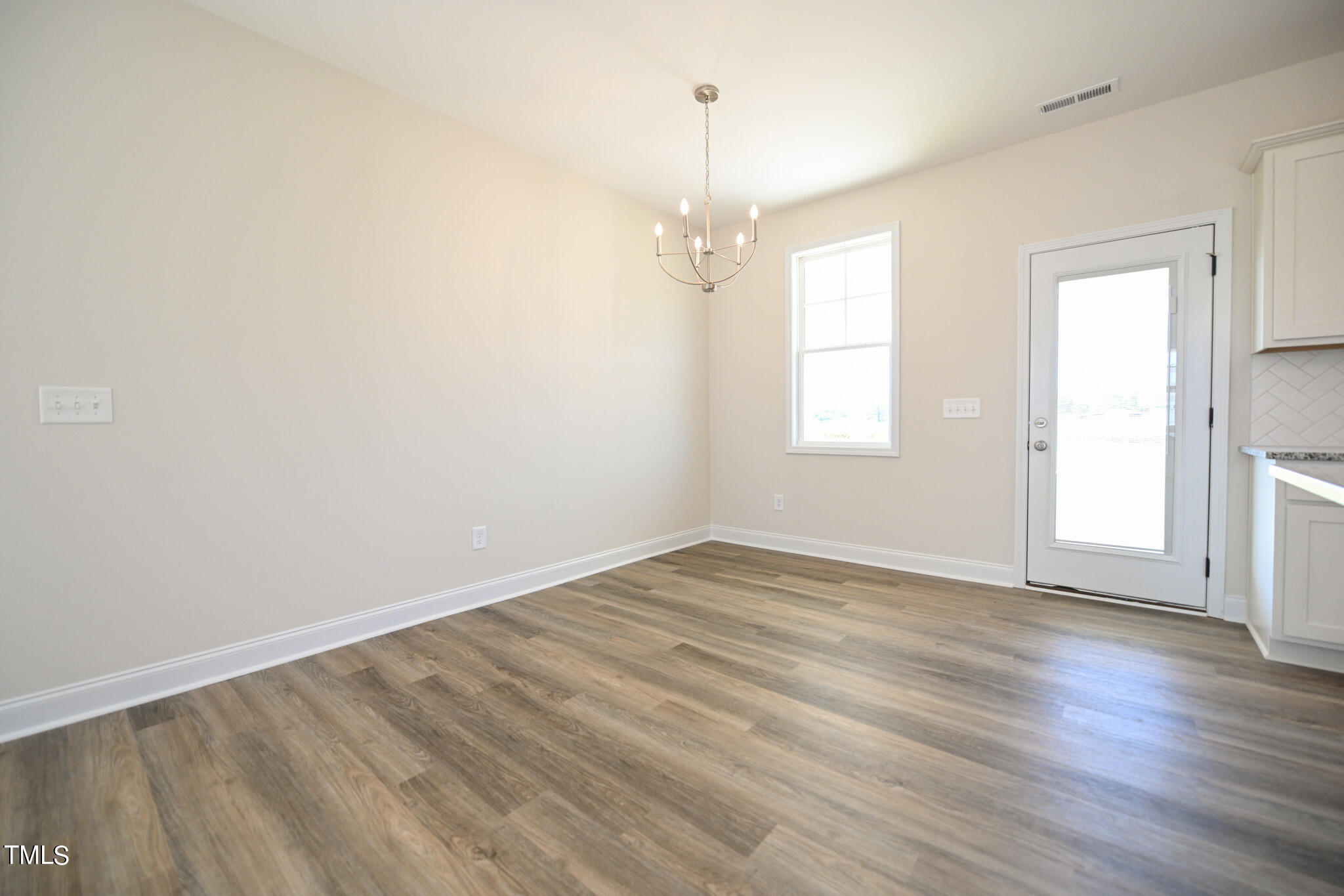 123 Johnson Ridge Way Property Photo 12
