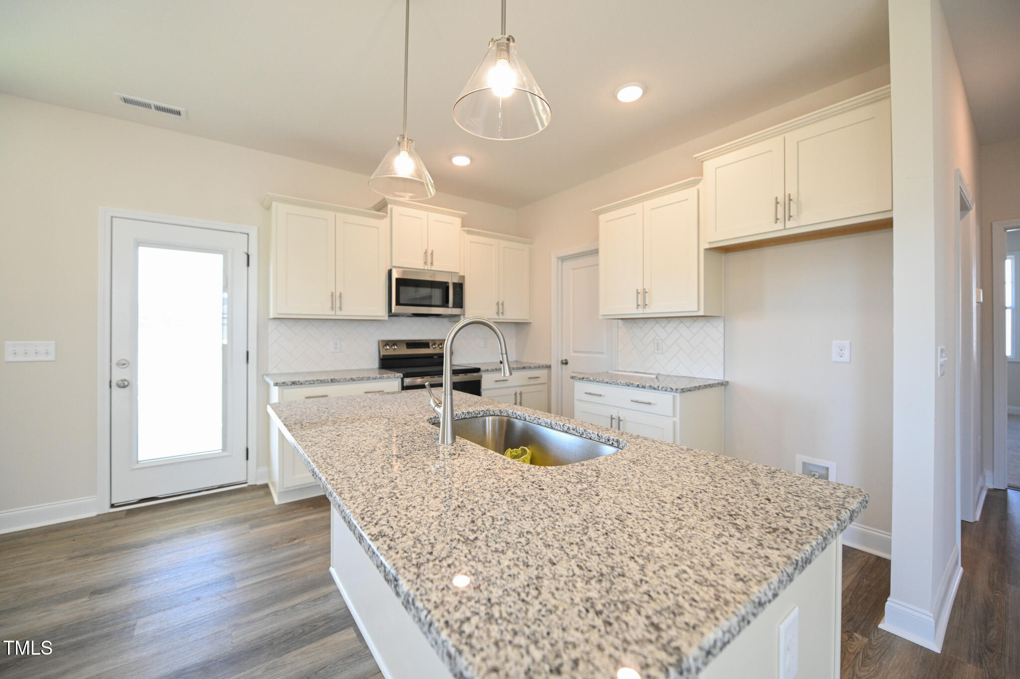 123 Johnson Ridge Way Property Photo 13