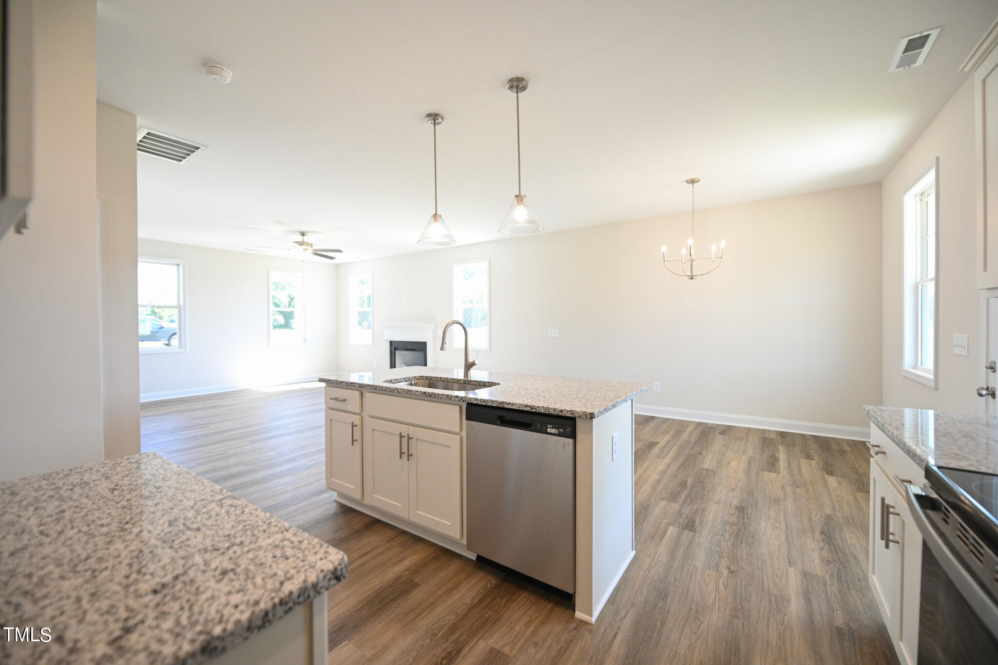 123 Johnson Ridge Way Property Photo 17