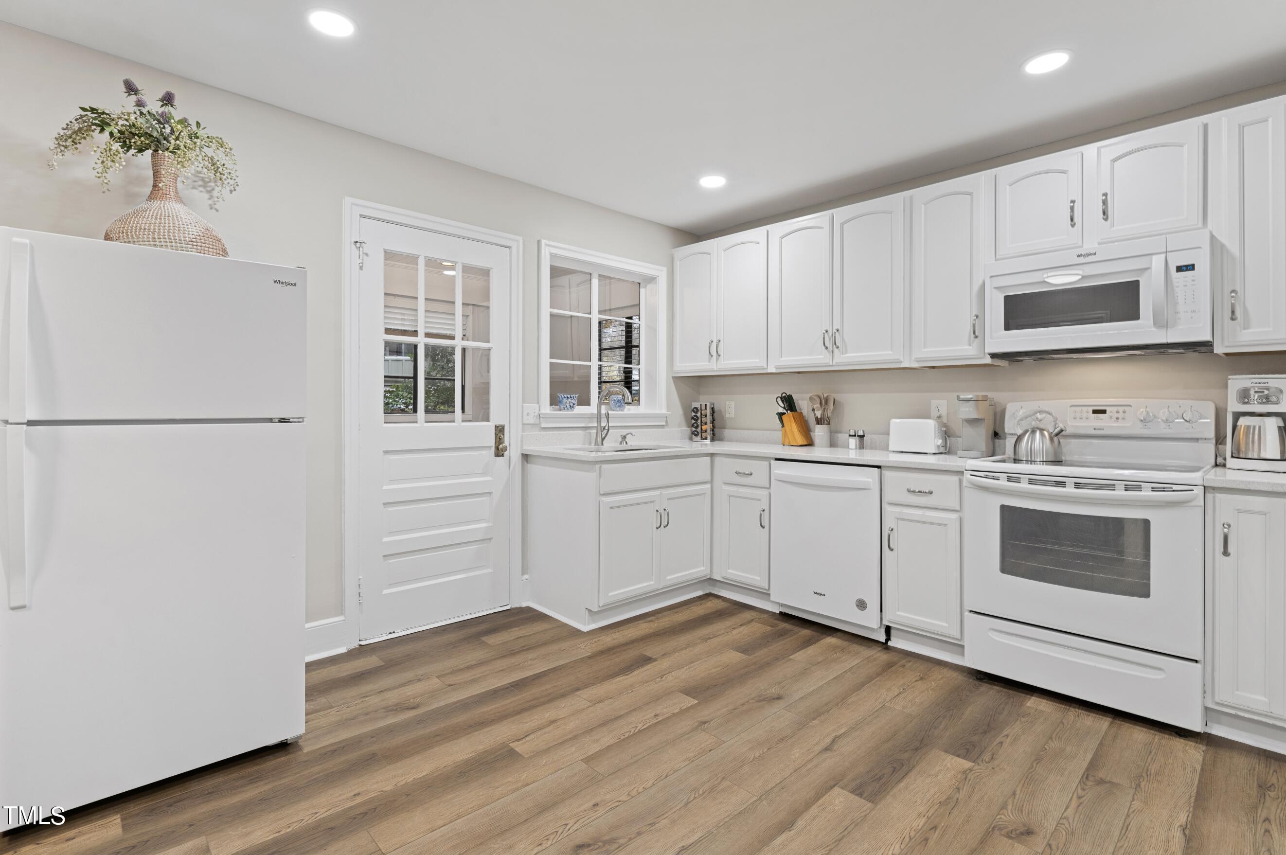 1905 Wagoner Street Property Photo 13