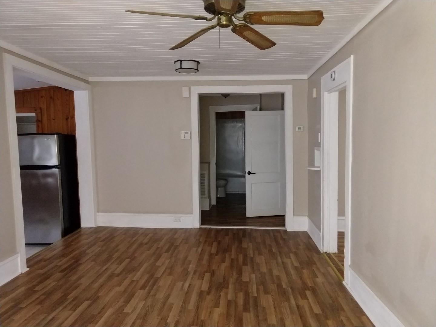 1401 Lynn Road Property Photo 6