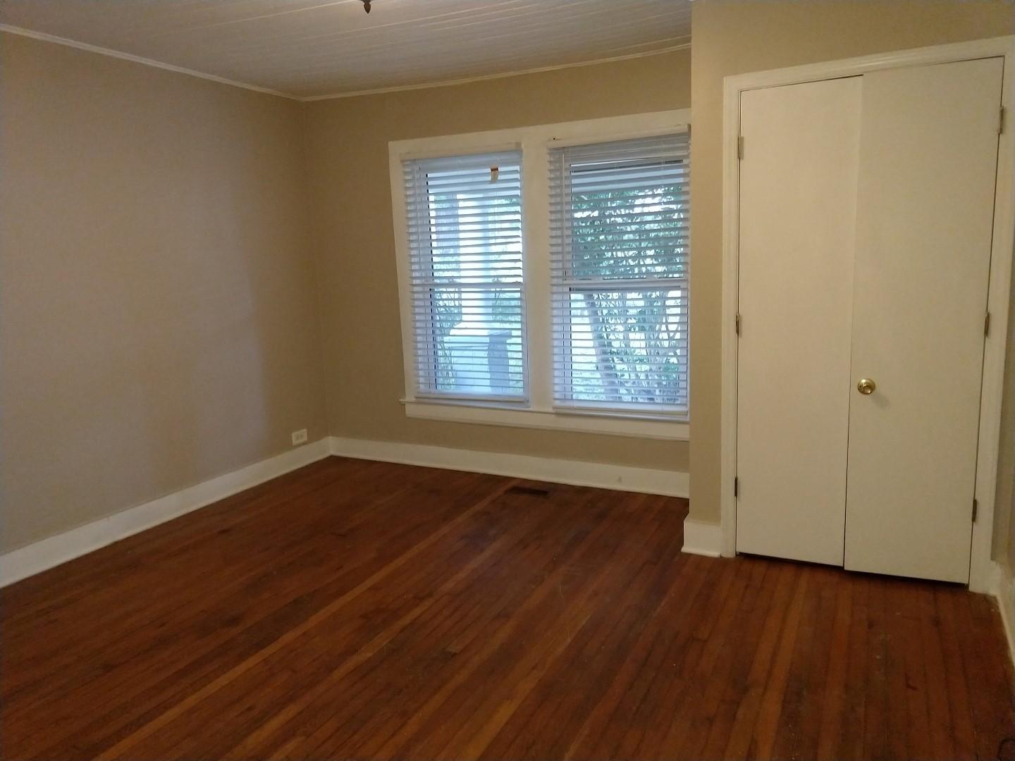 1401 Lynn Road Property Photo 10