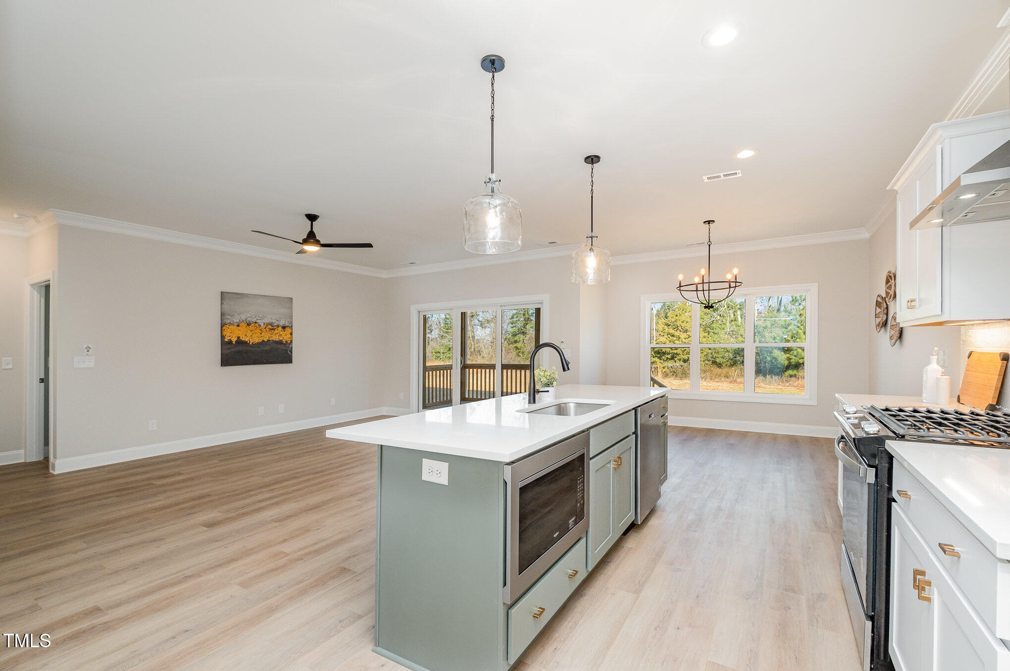 35 Uptown Road Property Photo 10