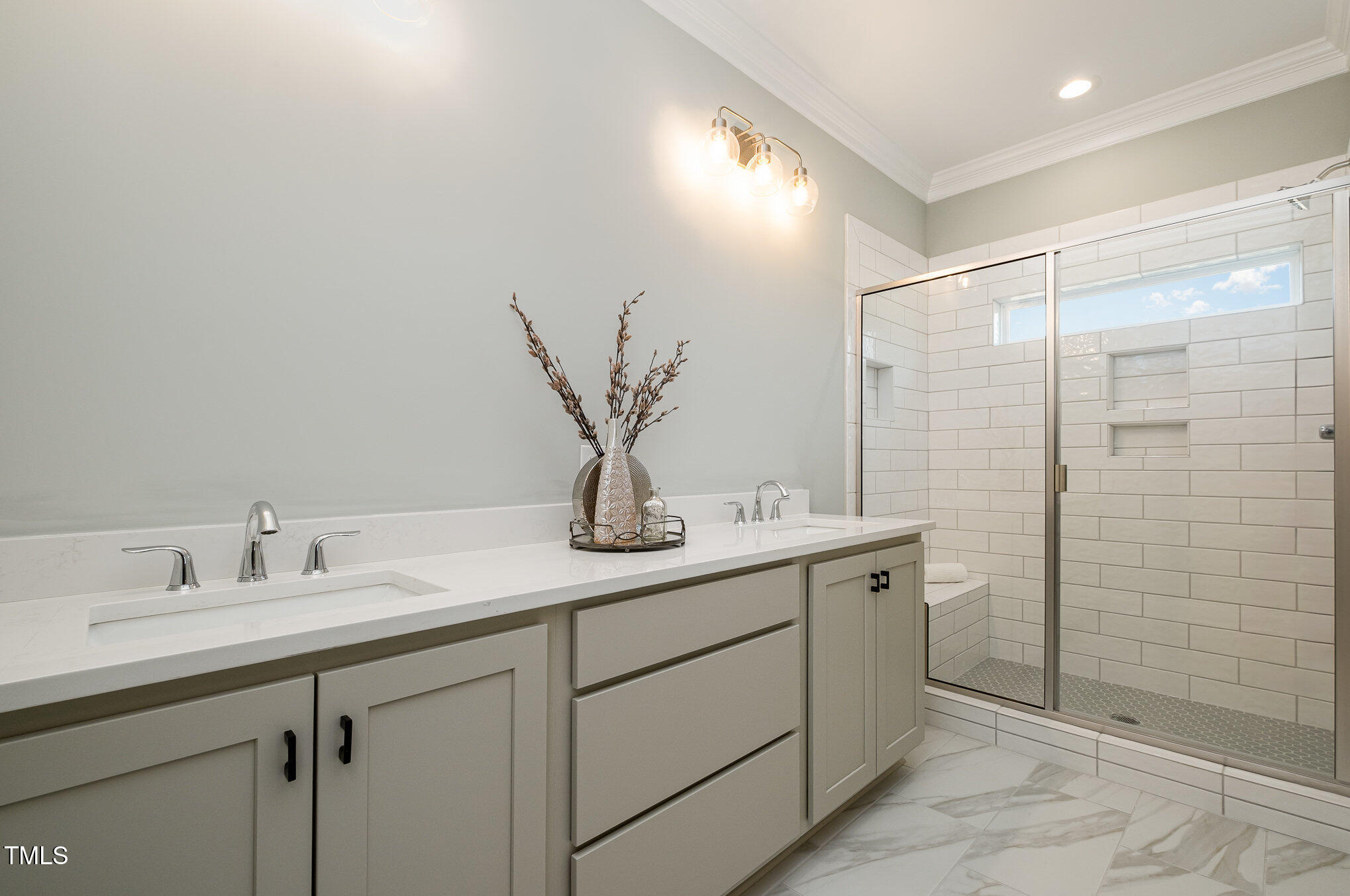 35 Uptown Road Property Photo 18