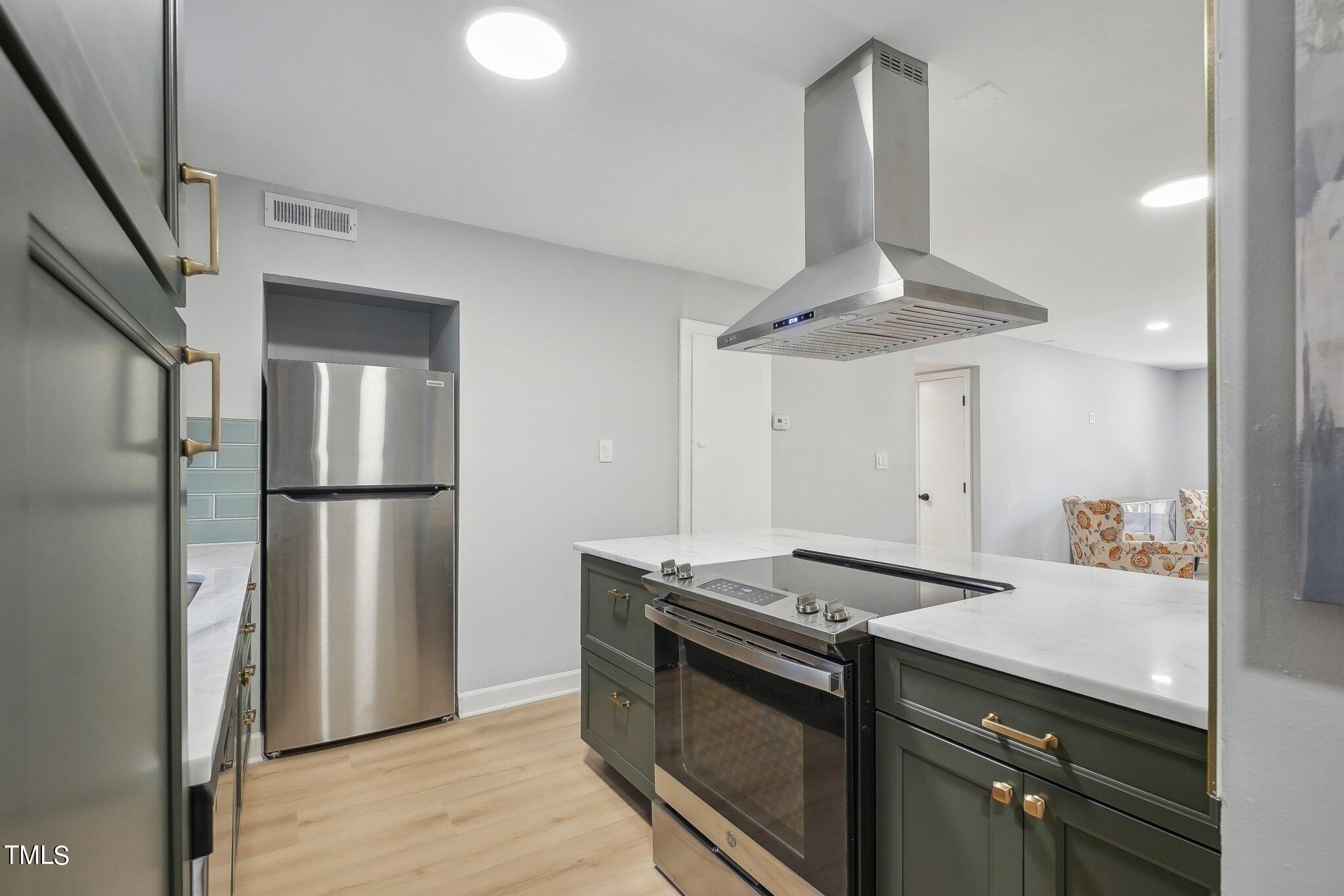 5032 Flint Ridge Place Property Photo 7