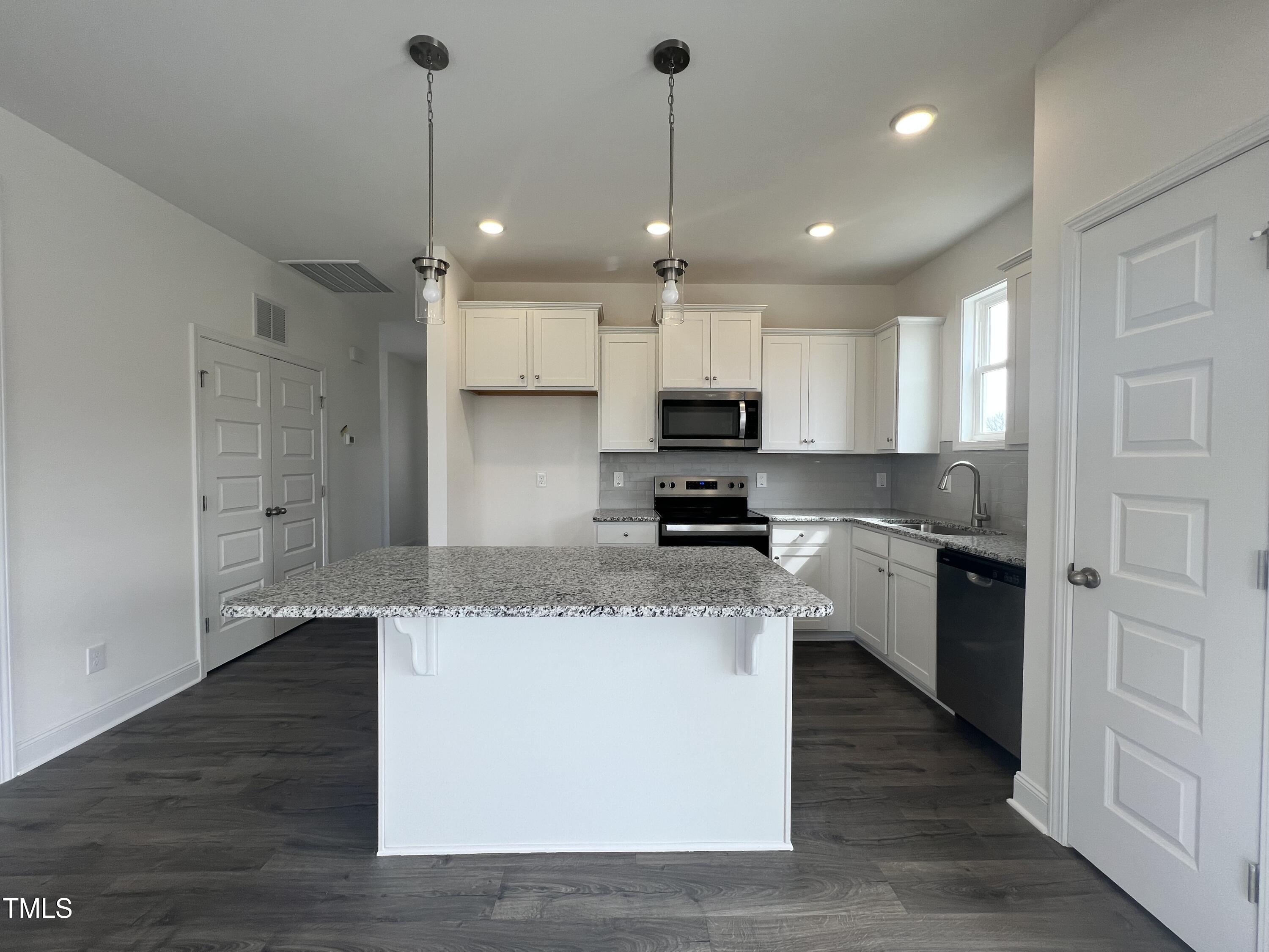 189 Waterwheel Drive Property Photo 2