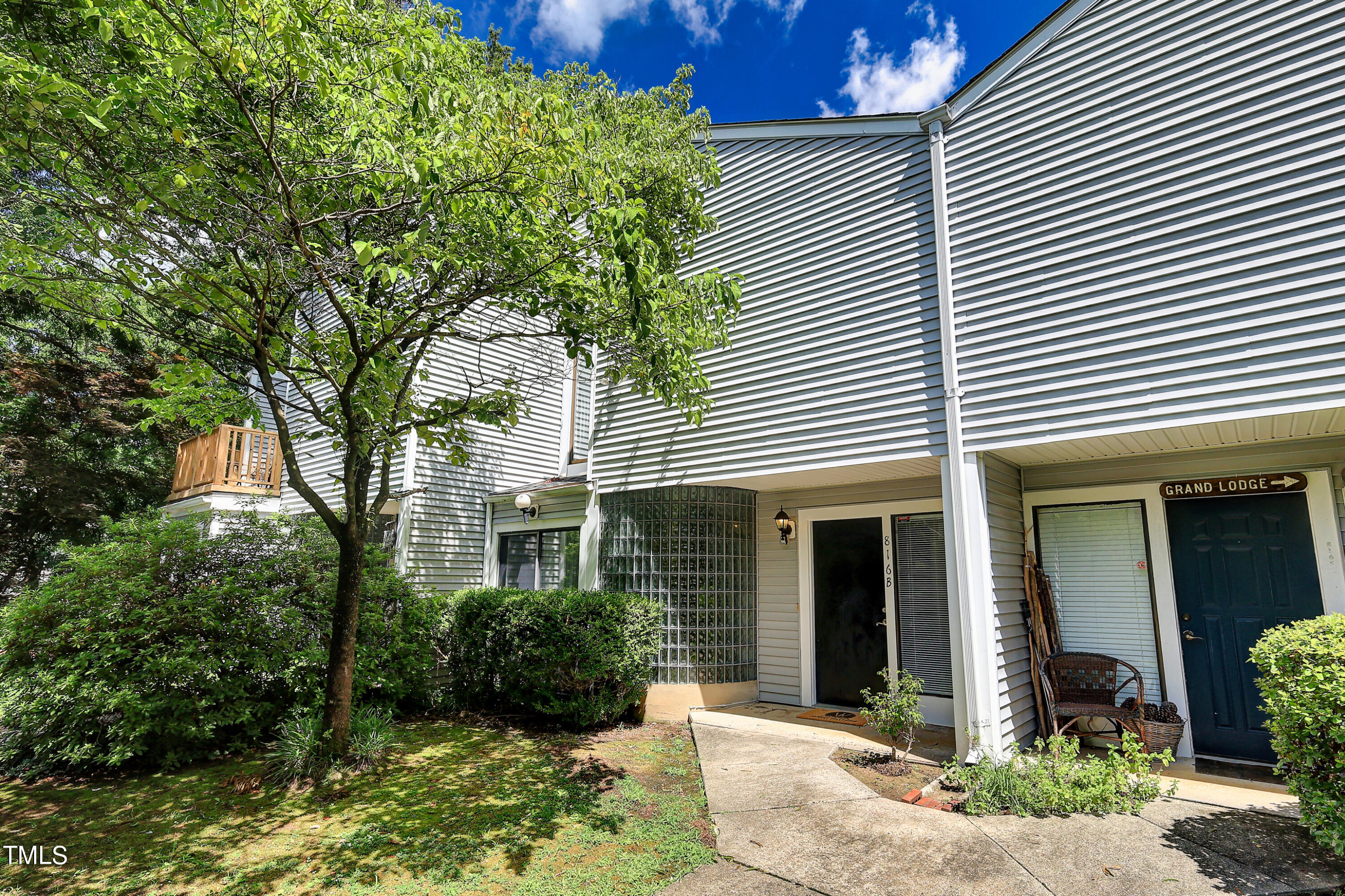 816 Berkeley Street # B Property Photo 3