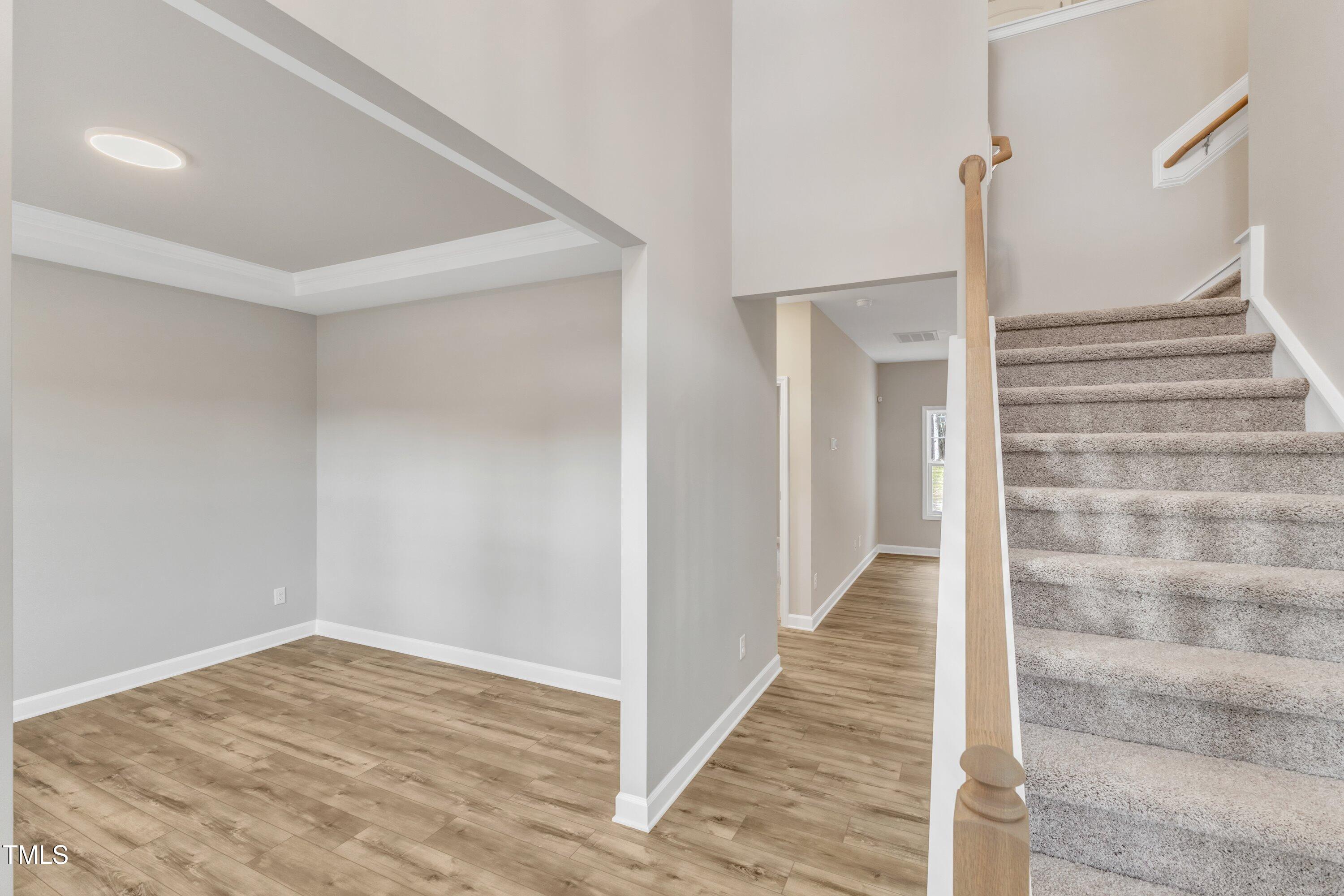 445 E Clydes Point Way Property Photo 9