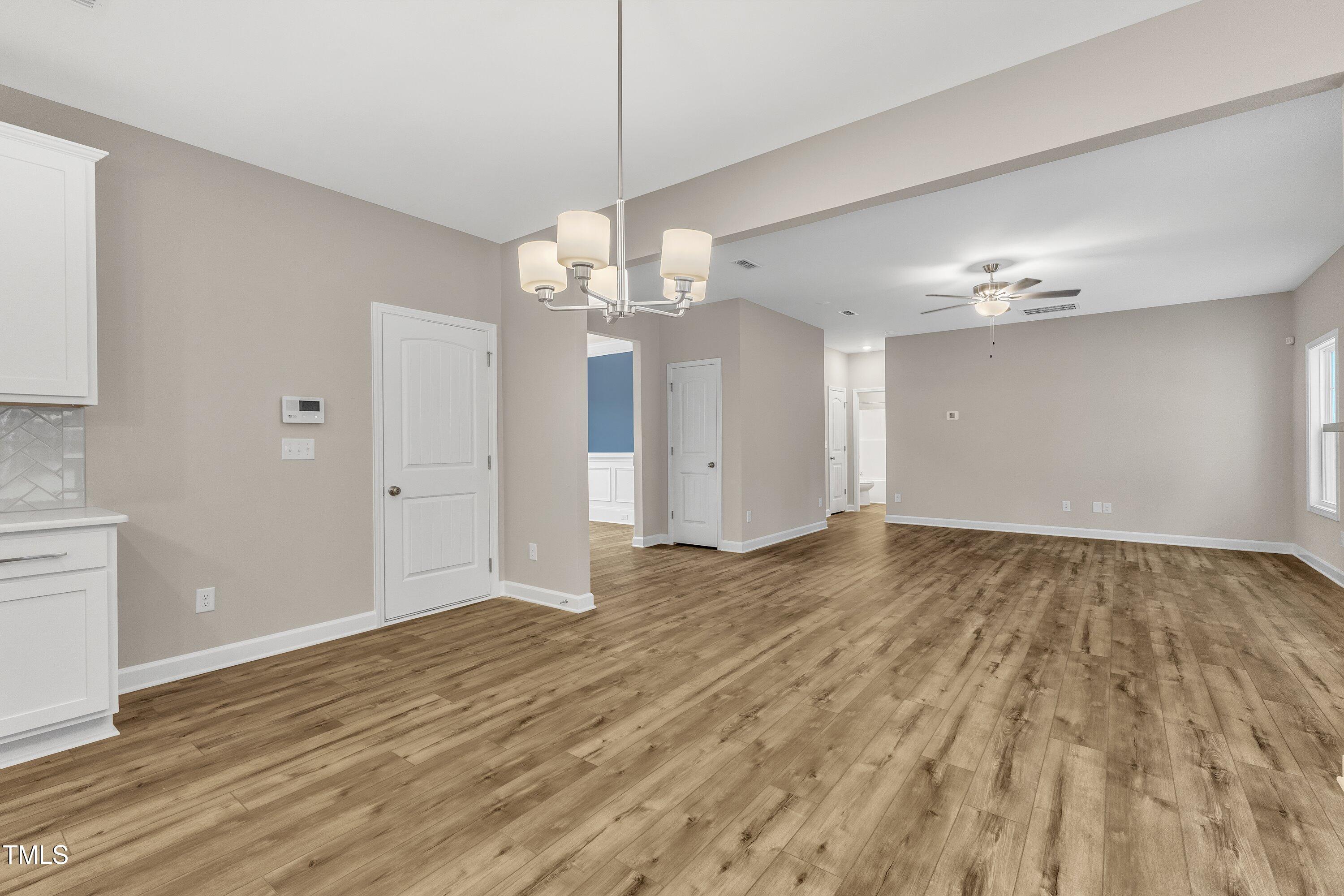 445 E Clydes Point Way Property Photo 24