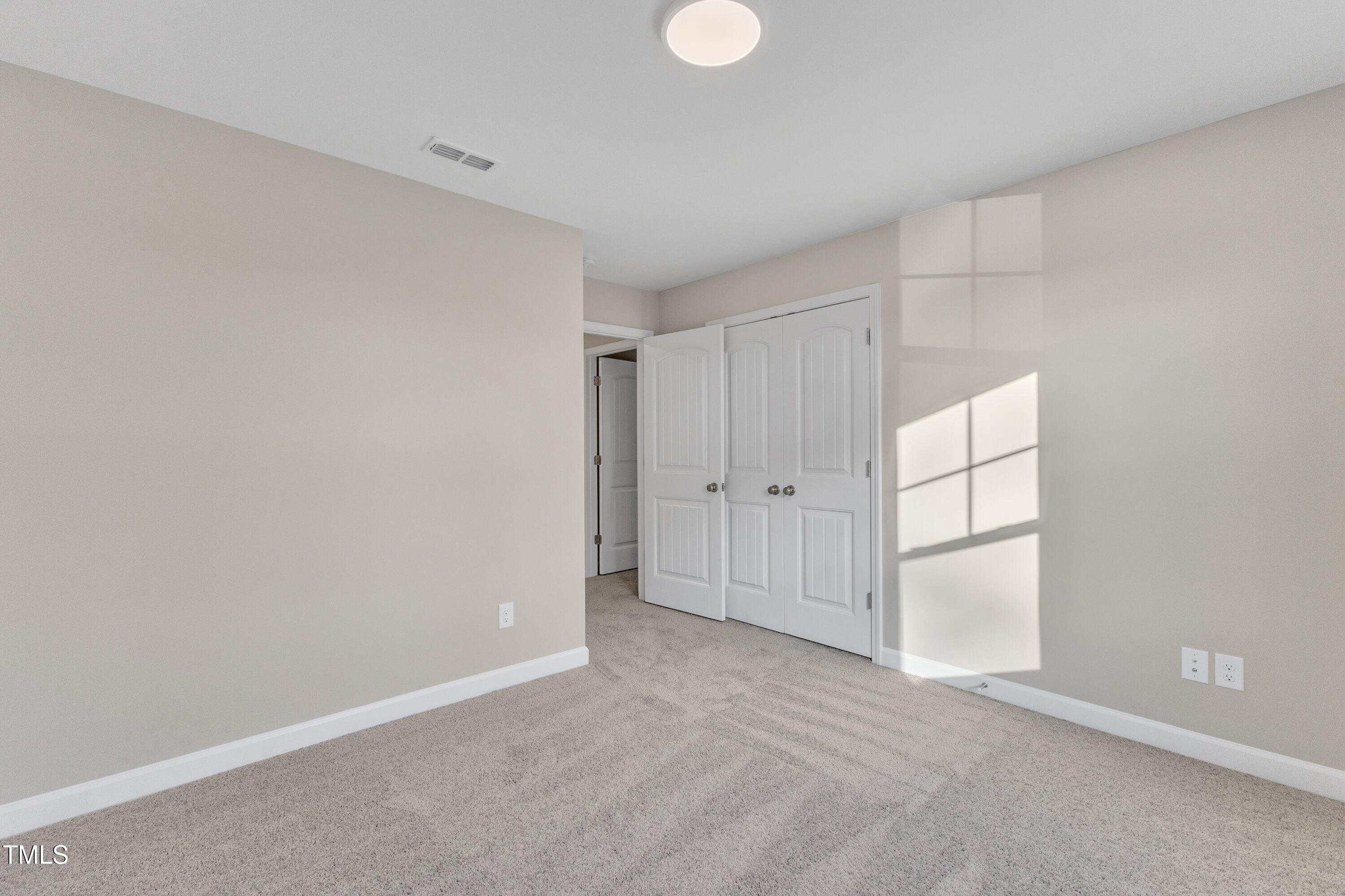 445 E Clydes Point Way Property Photo 45
