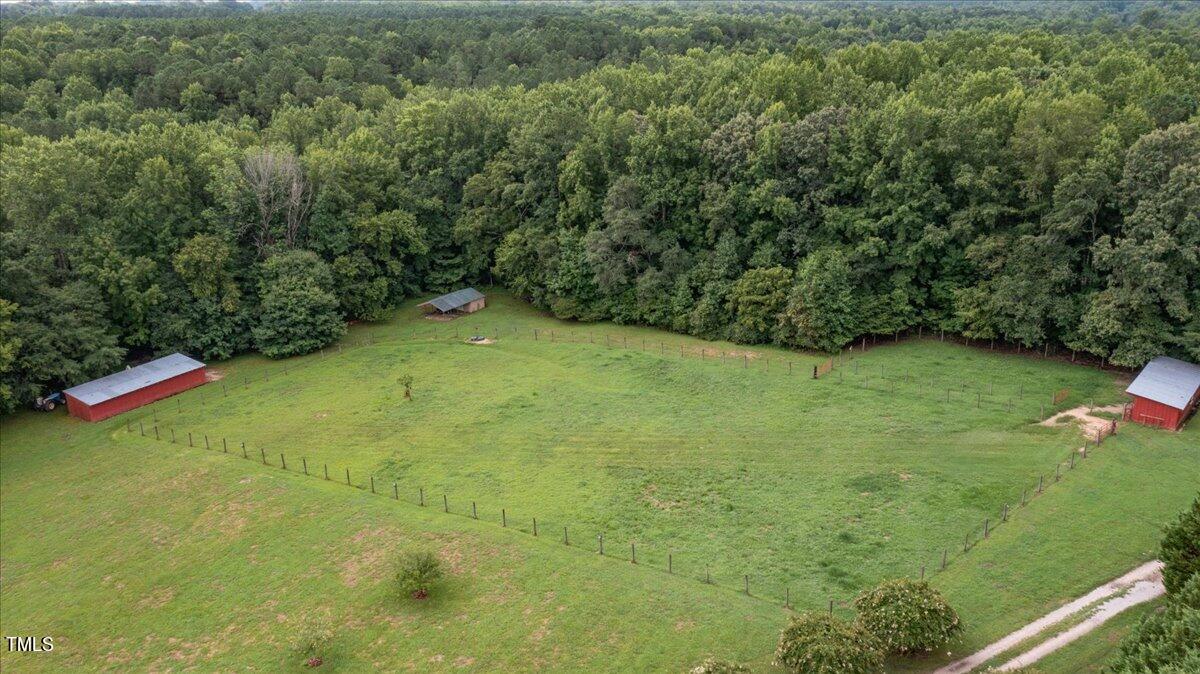 413 Johnson Town Road Road Property Photo 2