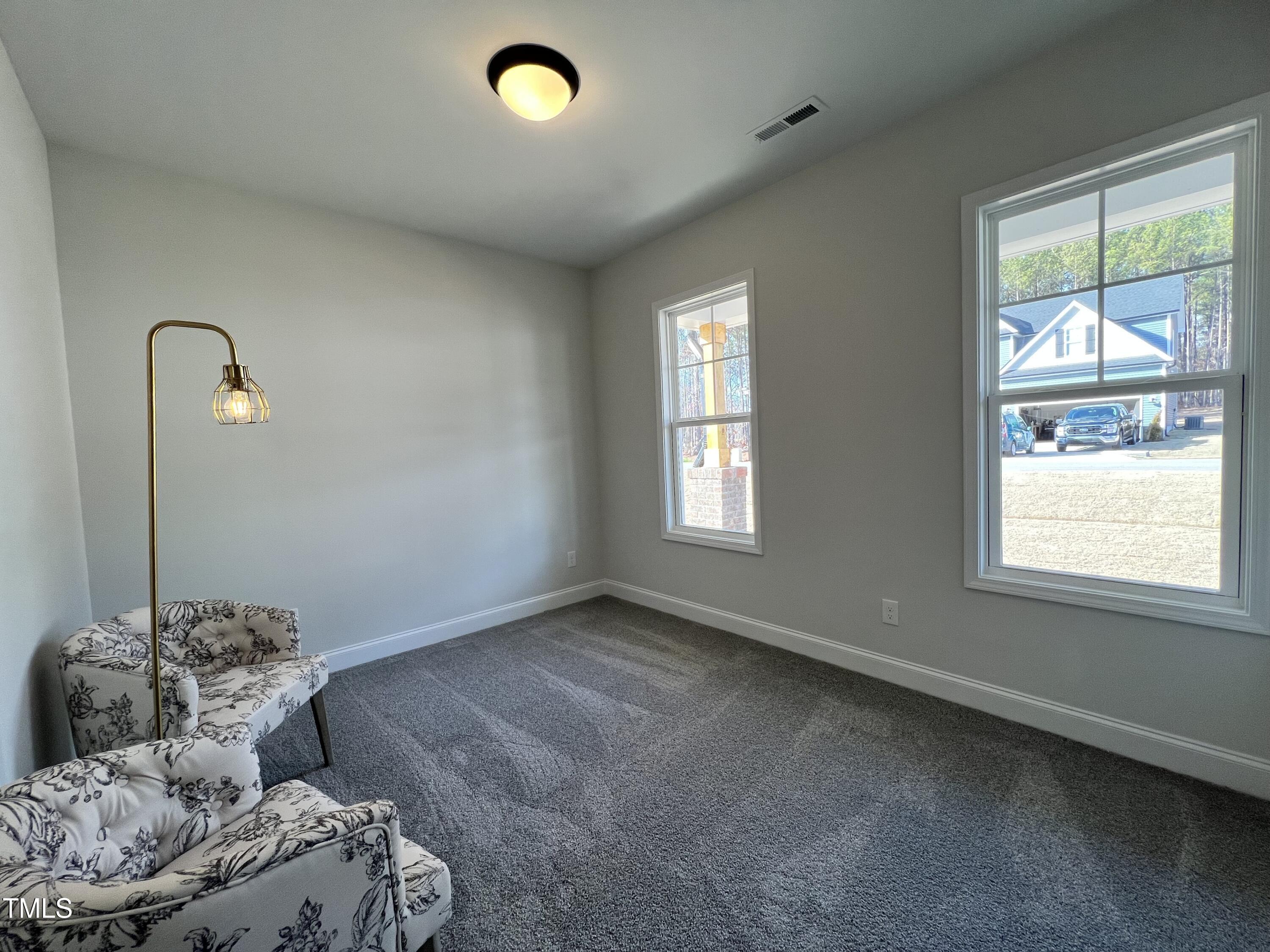 370 E Clydes Point Way Property Photo 13