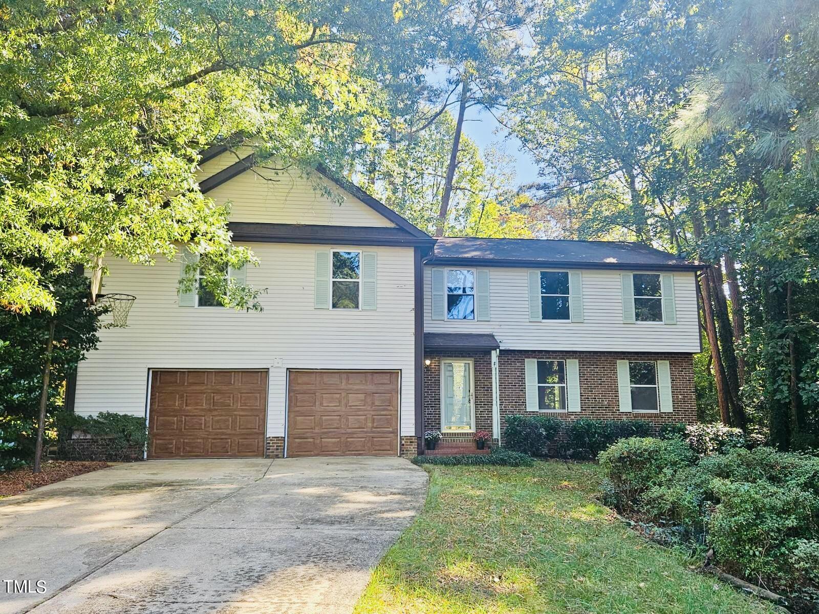 1001 Whetstone Court Property Photo 1