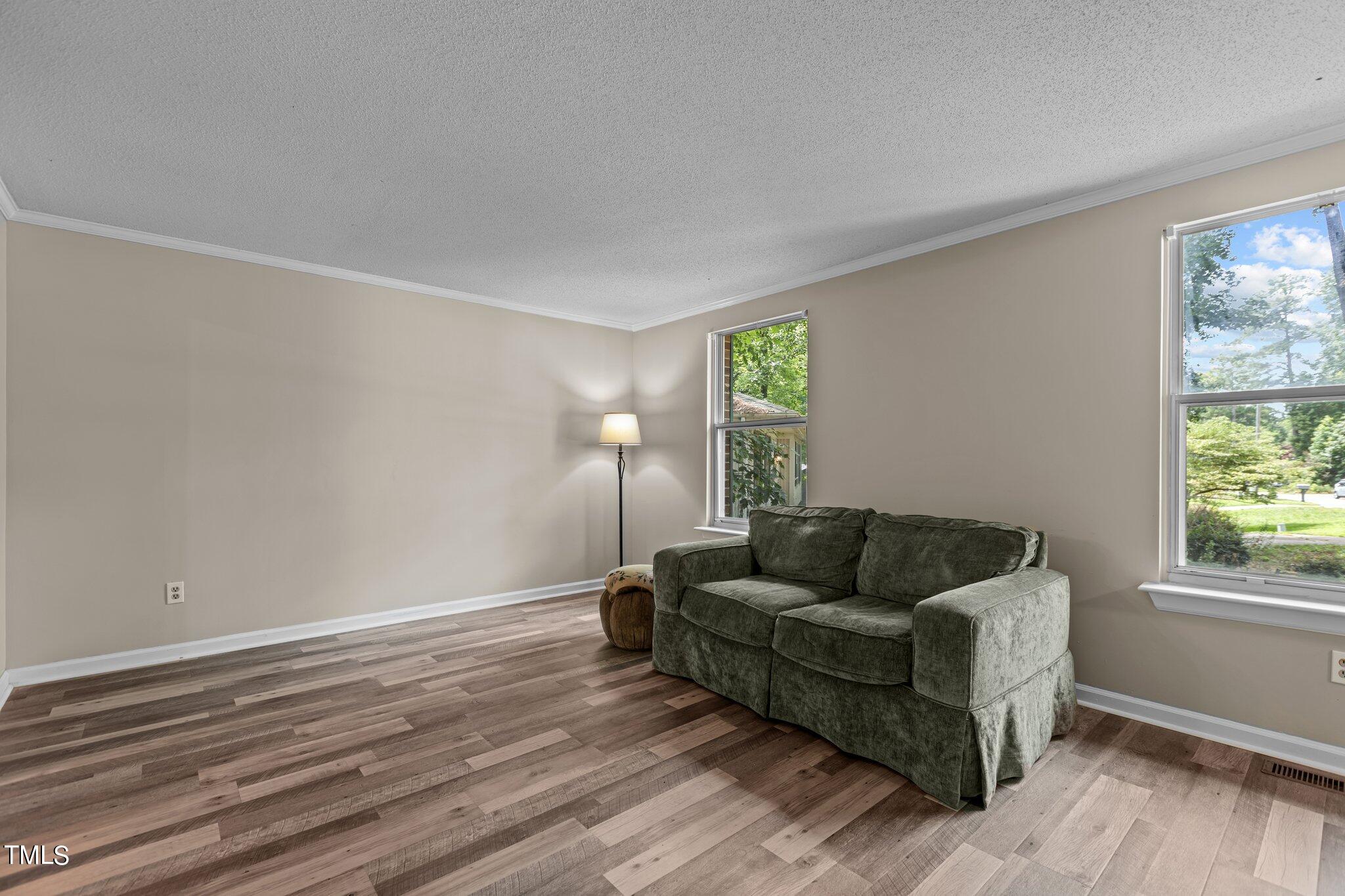 1001 Whetstone Court Property Photo 4