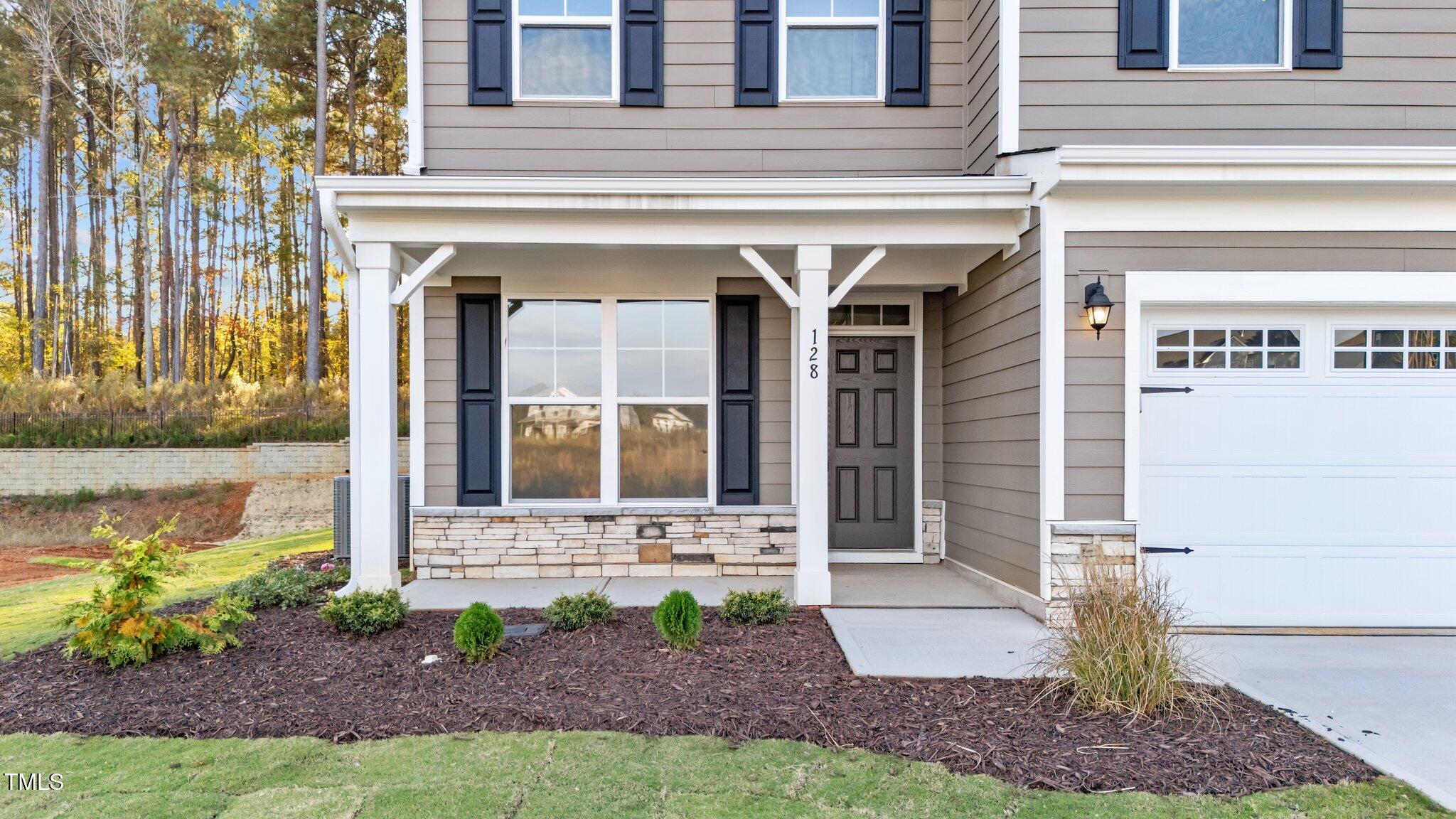 128 Merrifield Lane Property Photo 4