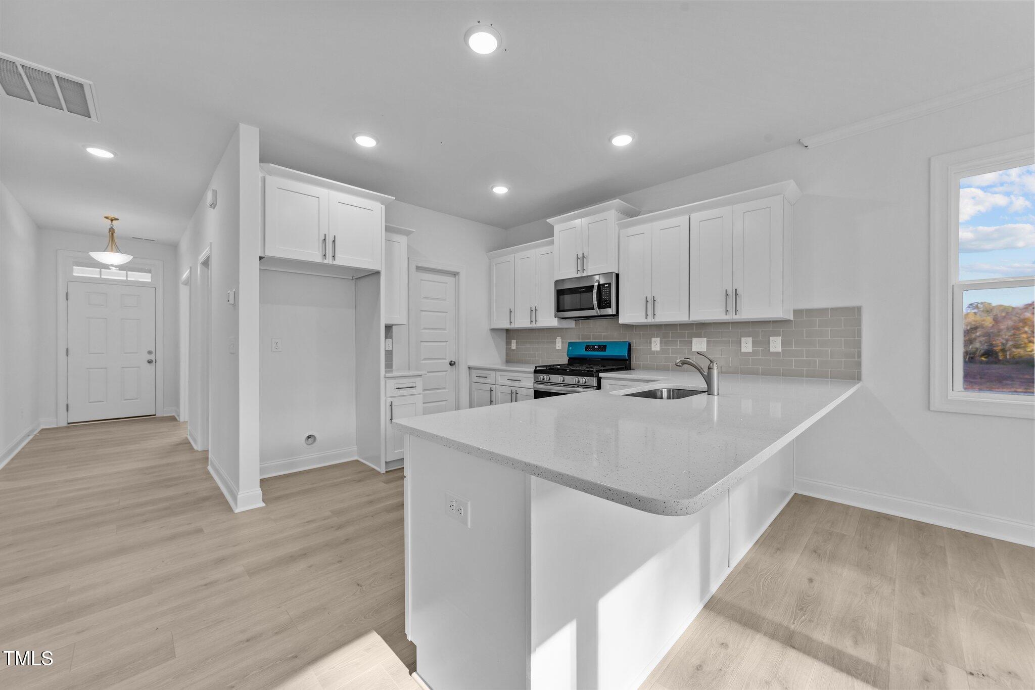 128 Merrifield Lane Property Photo 10