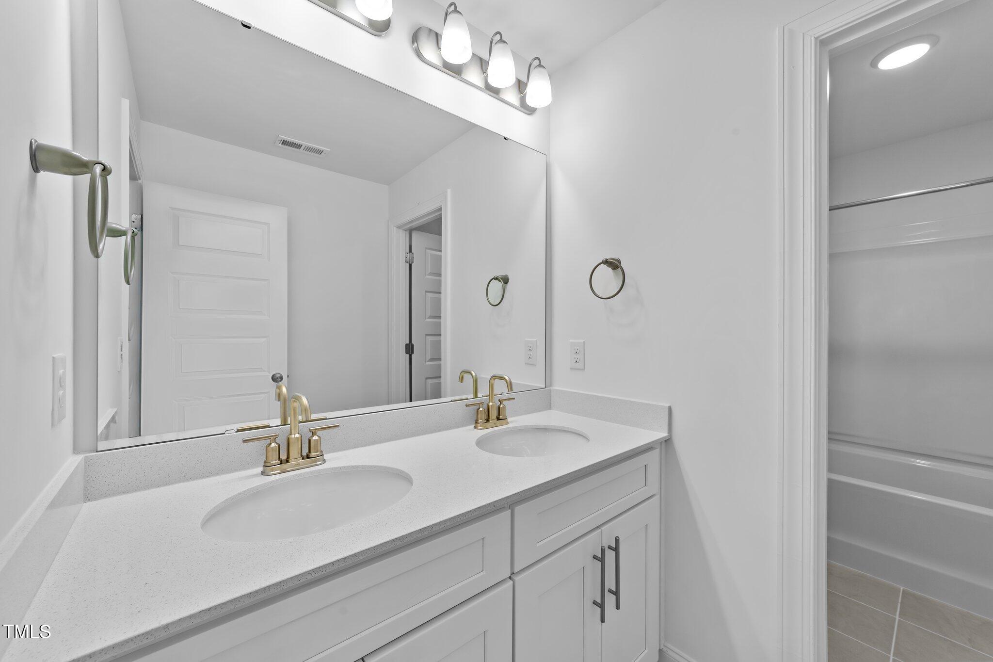 128 Merrifield Lane Property Photo 27