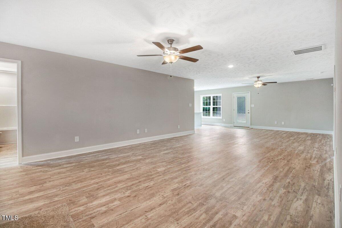 3104 Summit Road Property Photo 6