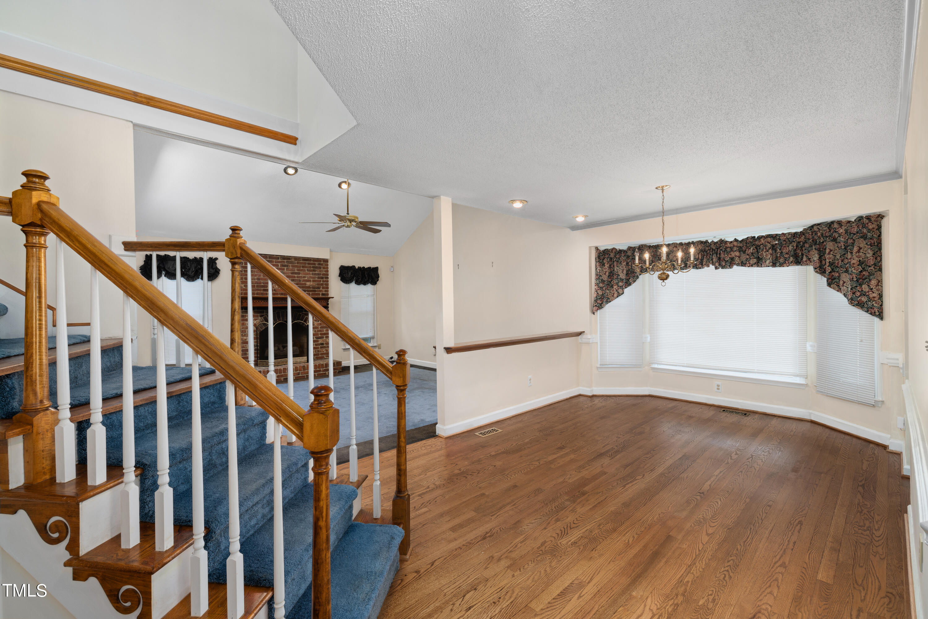 2517 Oakes Plantation Drive Property Photo 5