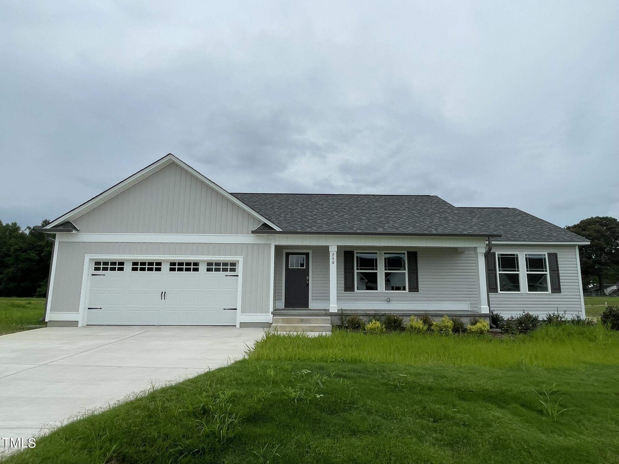 240 Lotus Avenue Property Photo 1