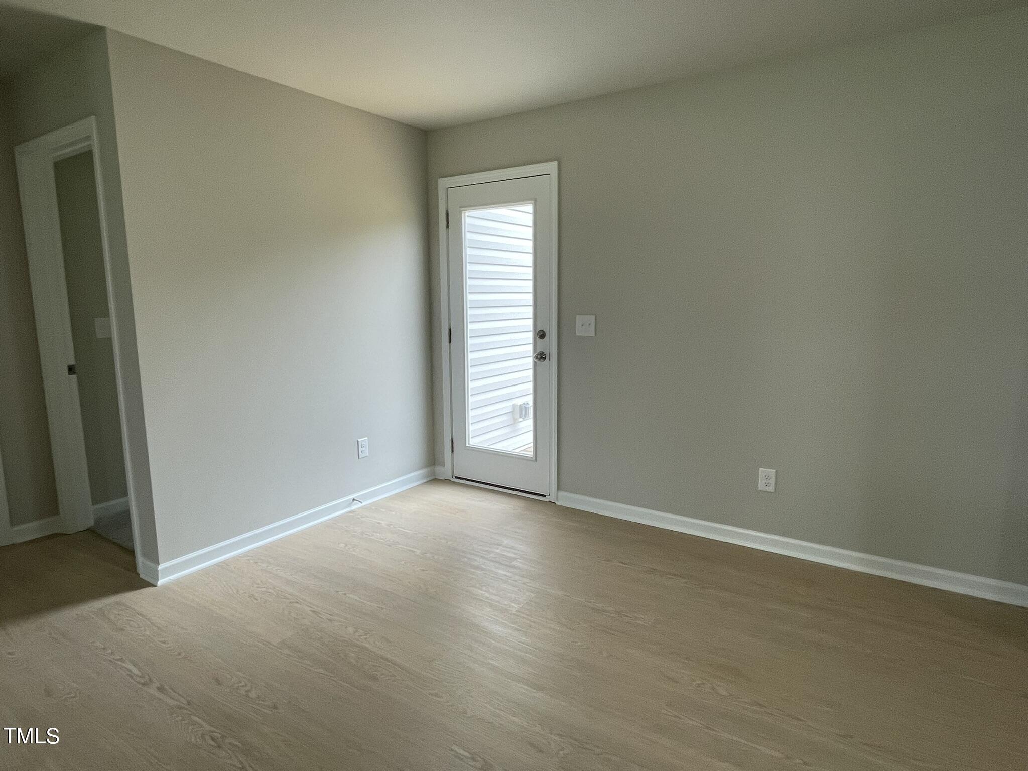 240 Lotus Avenue Property Photo 8