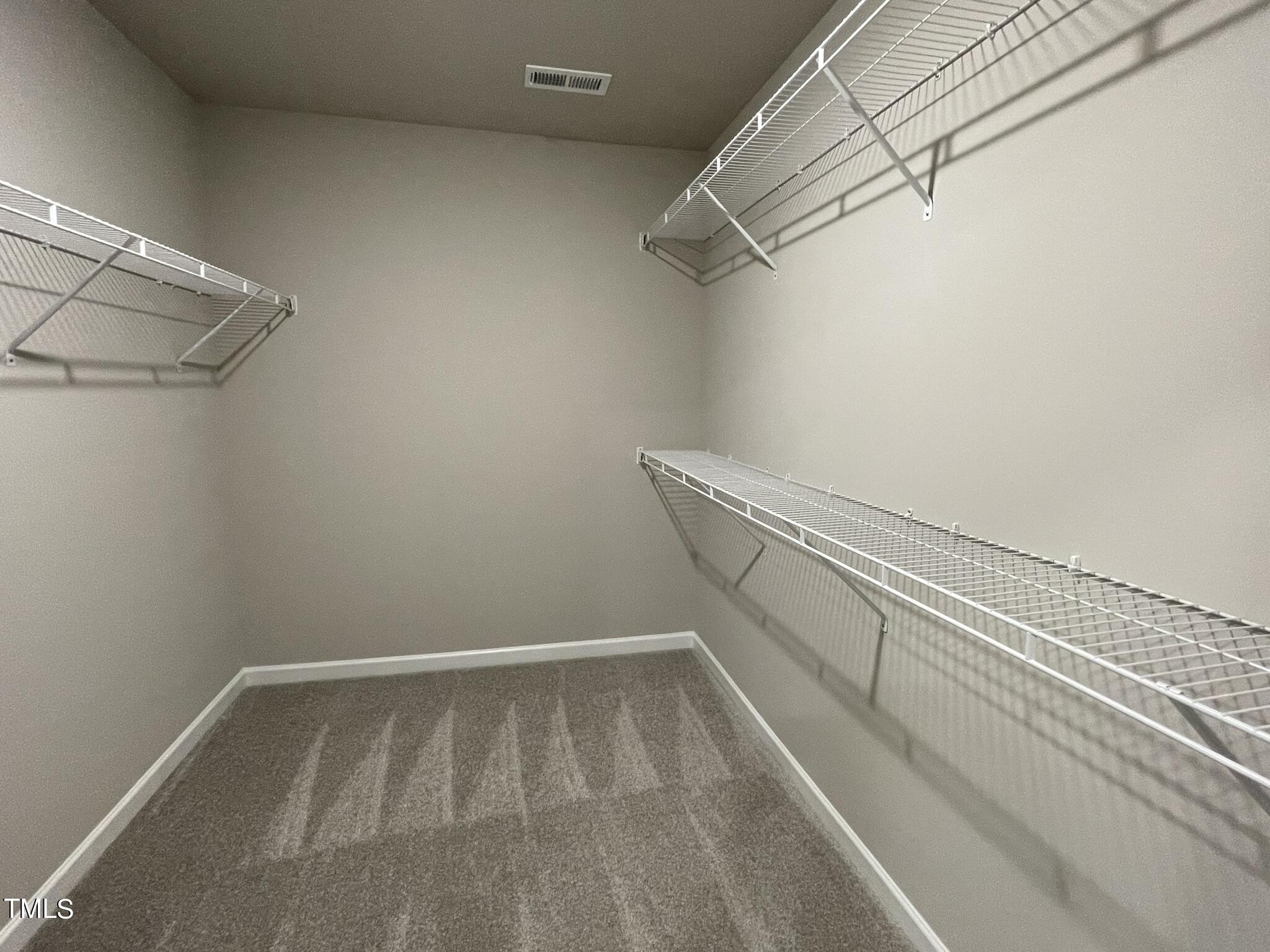 240 Lotus Avenue Property Photo 10