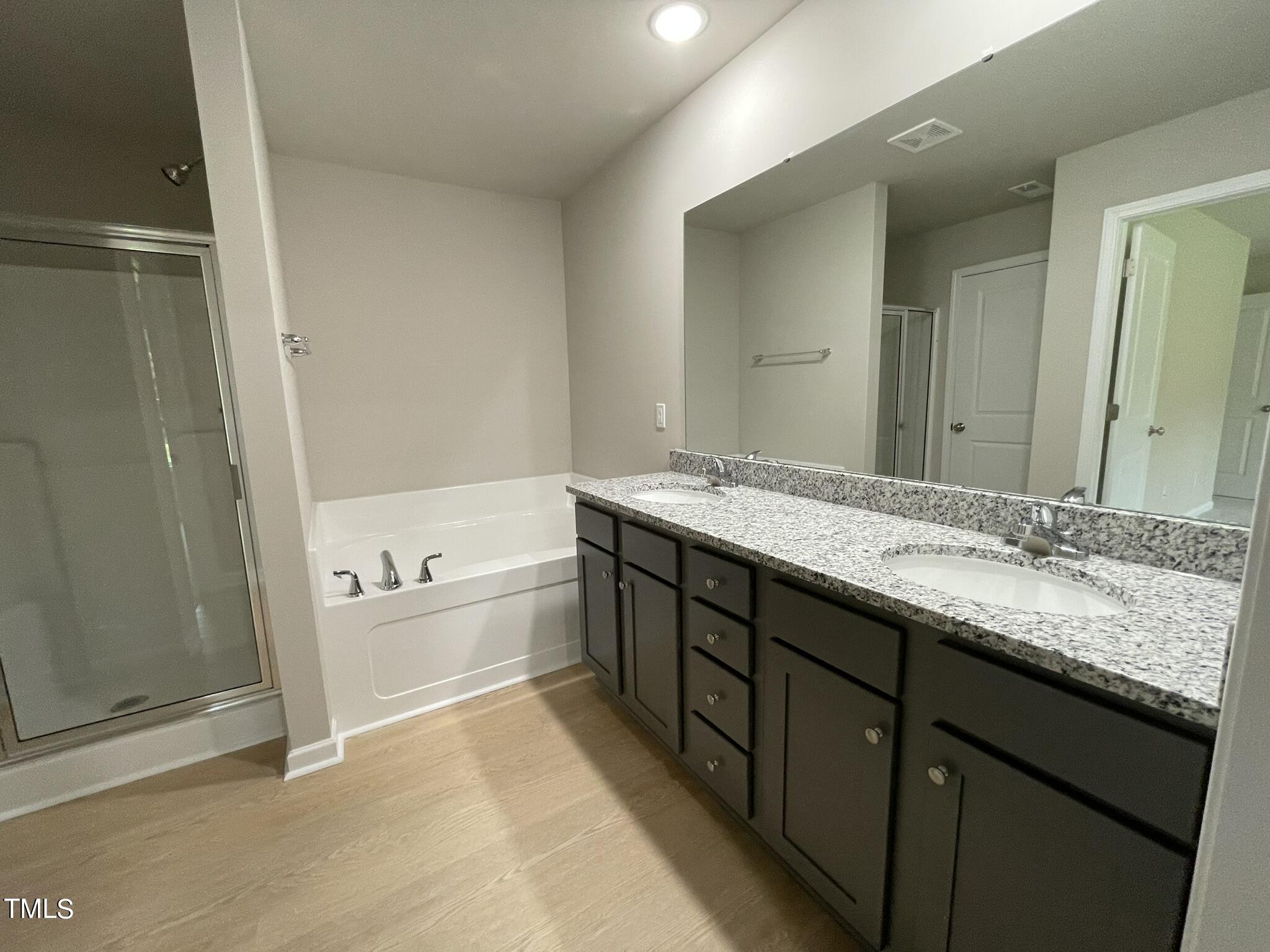 240 Lotus Avenue Property Photo 11