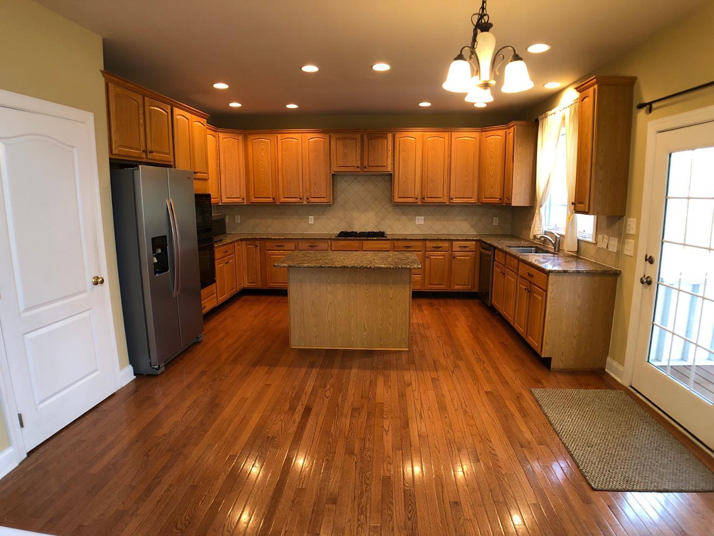 11100 Penderwood Court Property Photo 9